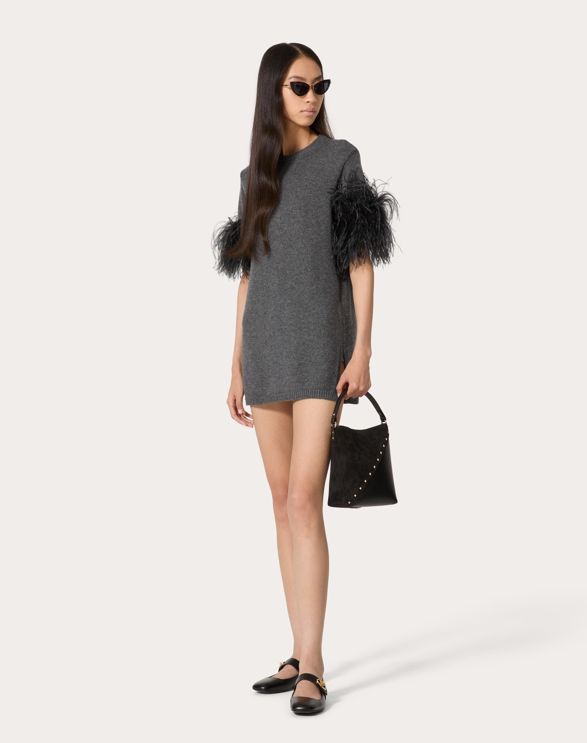 VALENTINO GARAVANI VALENTINO GARAVANI ROCKSTUD WISPY BUCKET BAG IN CALFSKIN AND SUEDE - 2