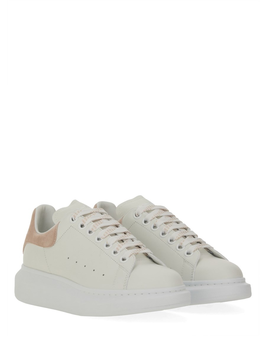 OVERSIZED LEATHER SNEAKER - 2