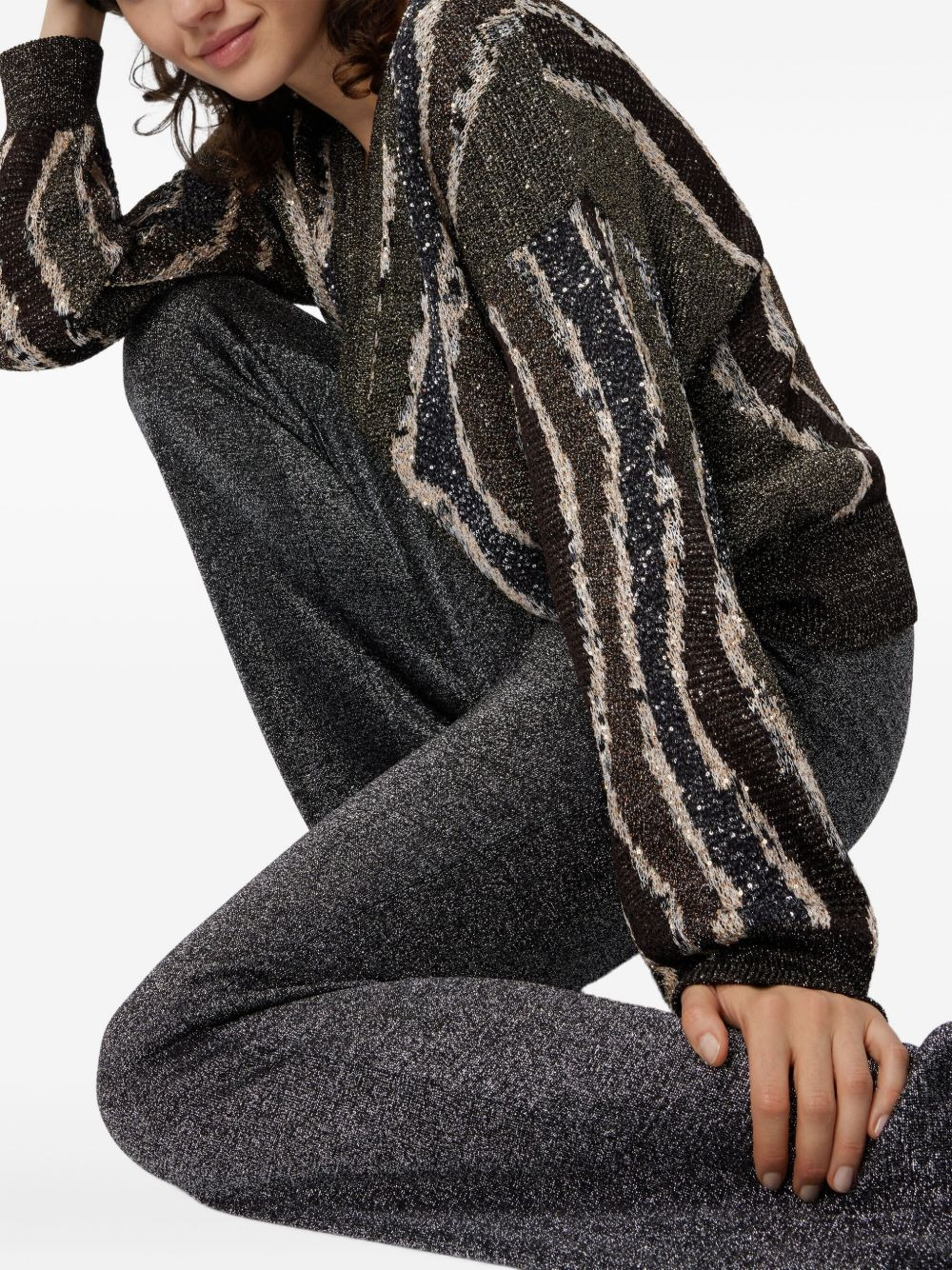 metallic-effect flared trousers - 4