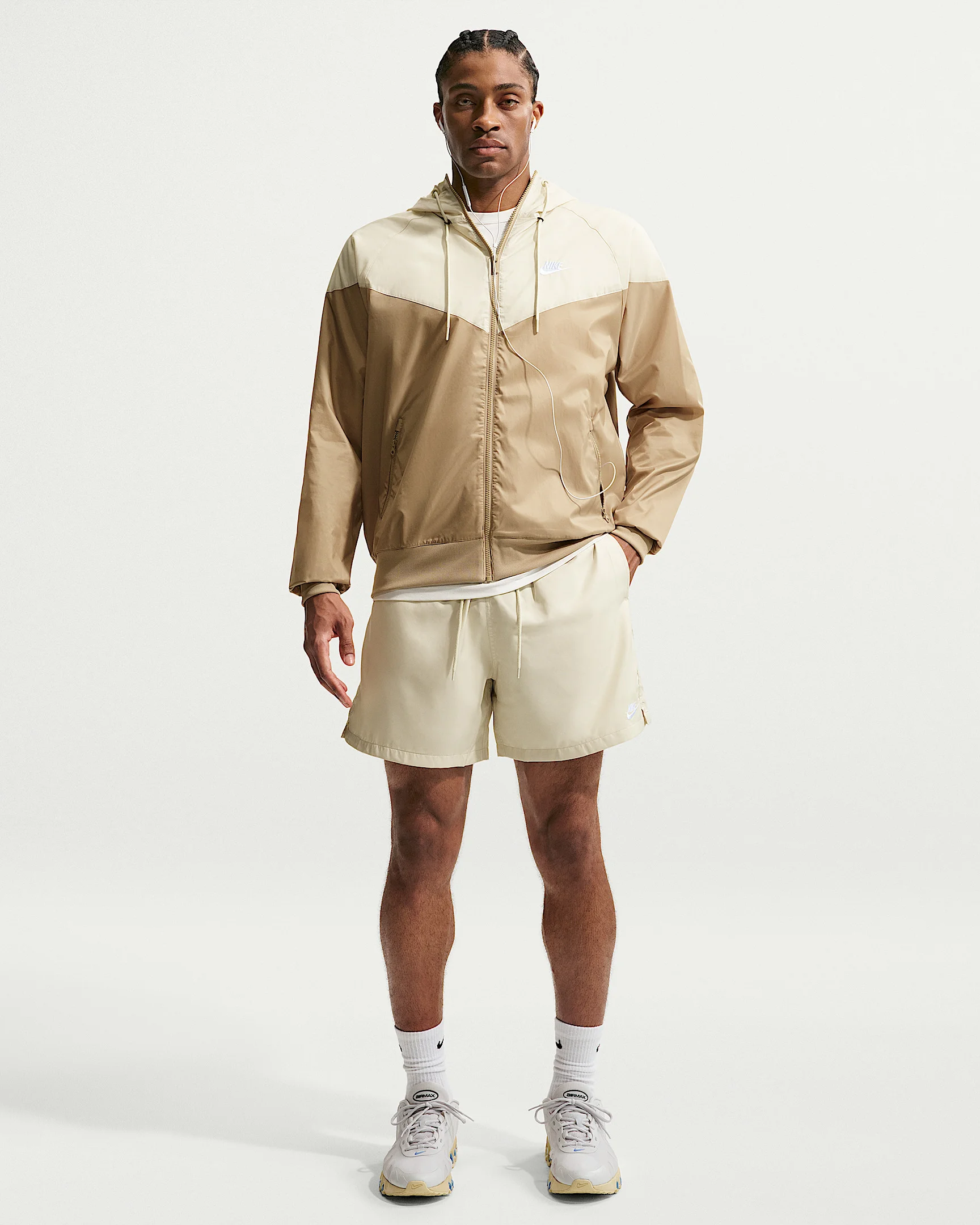 Nike Club Men's Woven Flow Shorts - 1