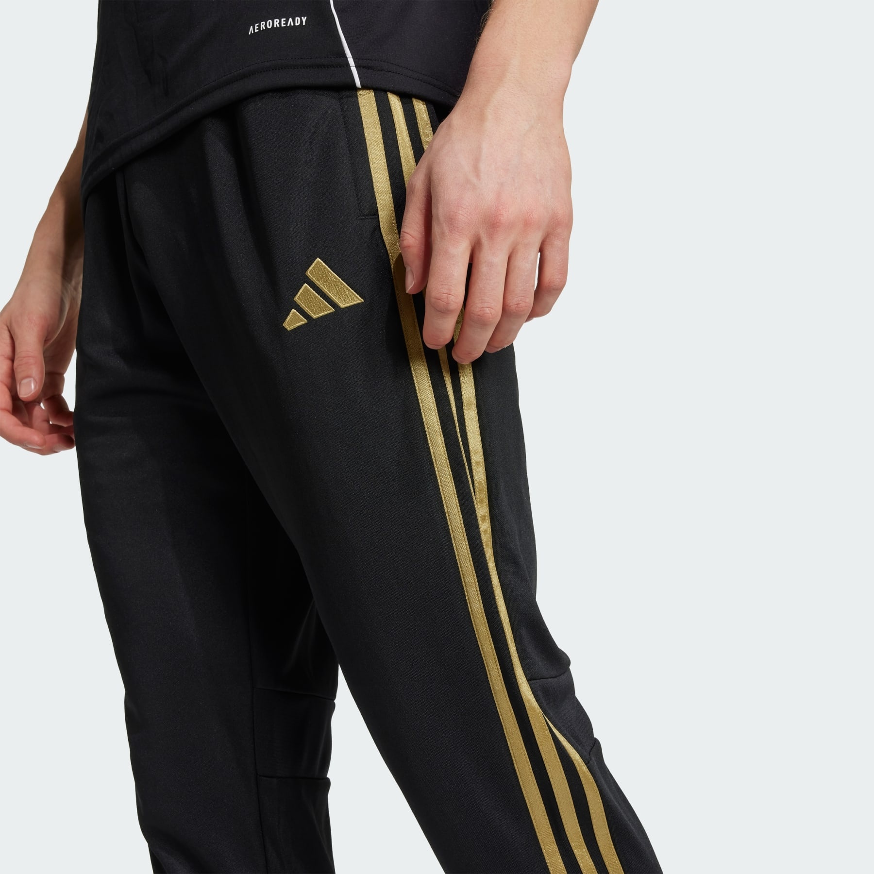 Tiro 25 Essentials Training Pants - 5