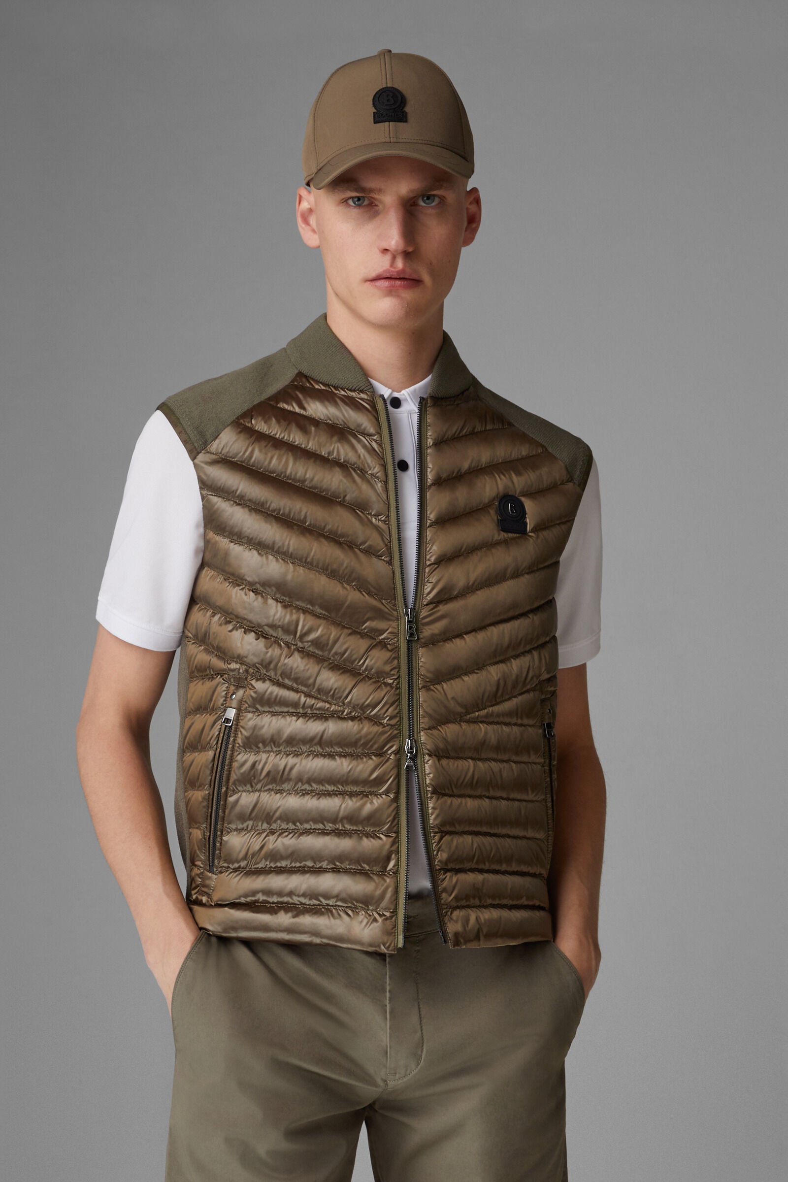 Lucio Hybrid knitted vest in Olive green - 2