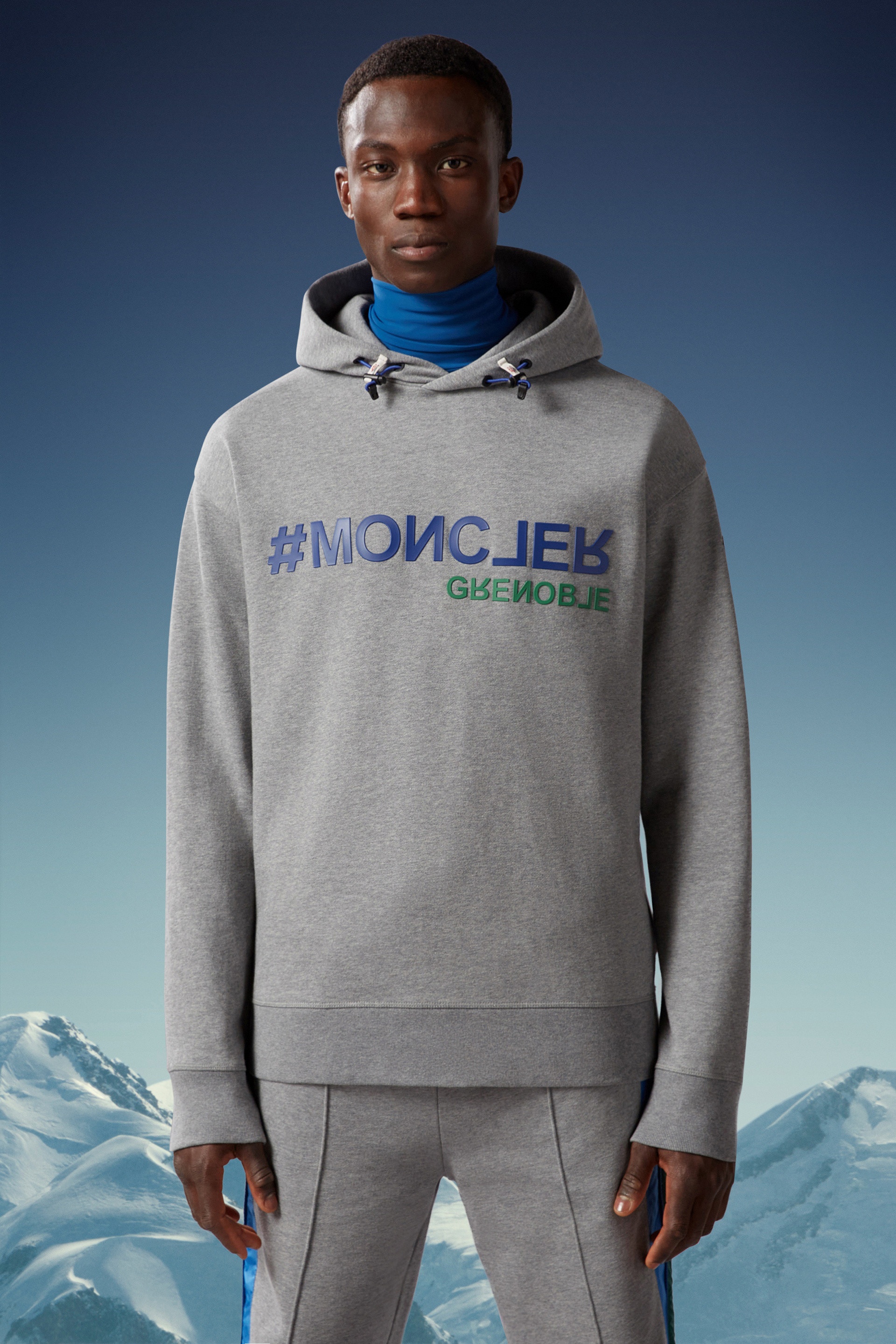 Logo Hoodie - 3