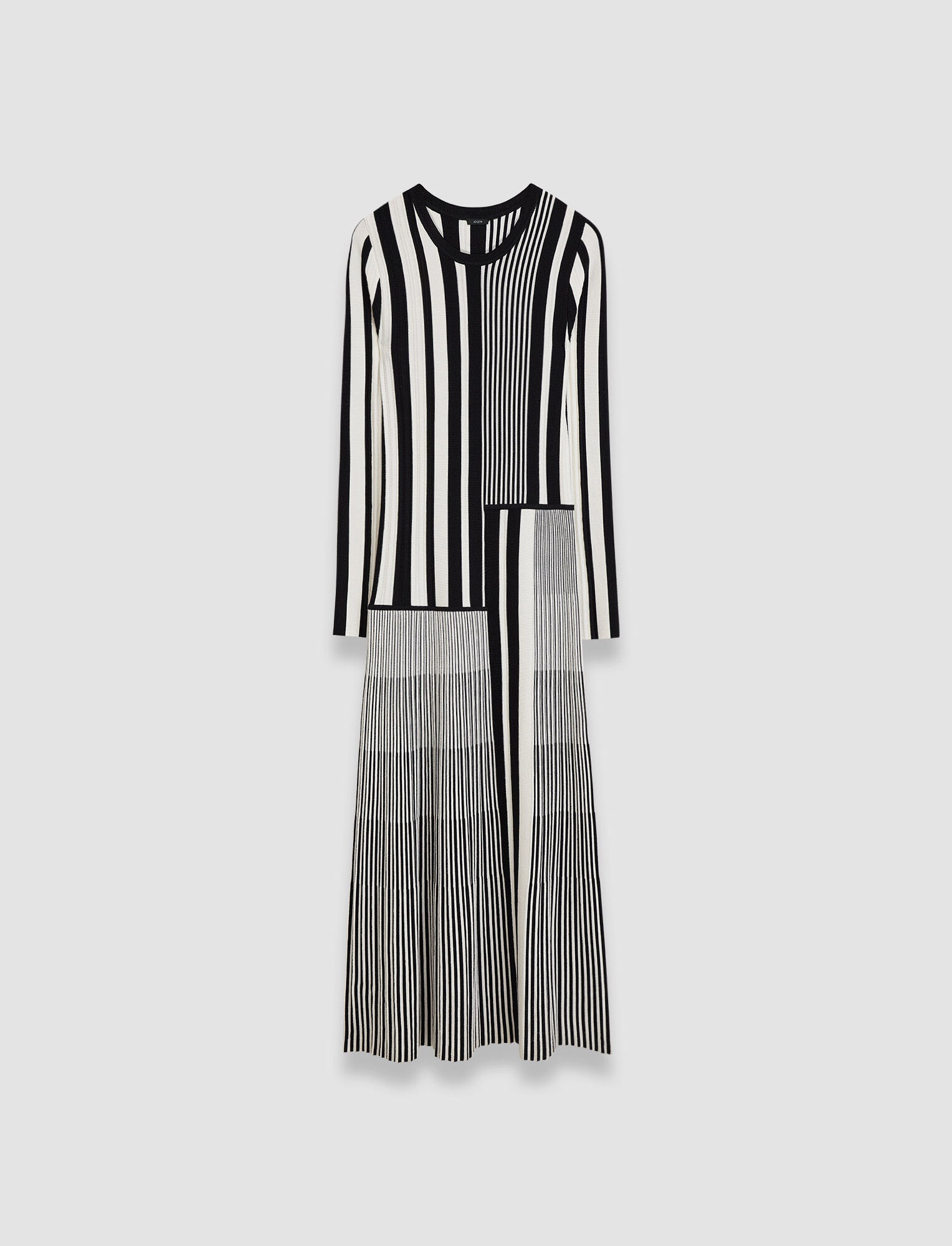 THEREDTHREAD / ザレッドスレッド】S oval pleats dress
