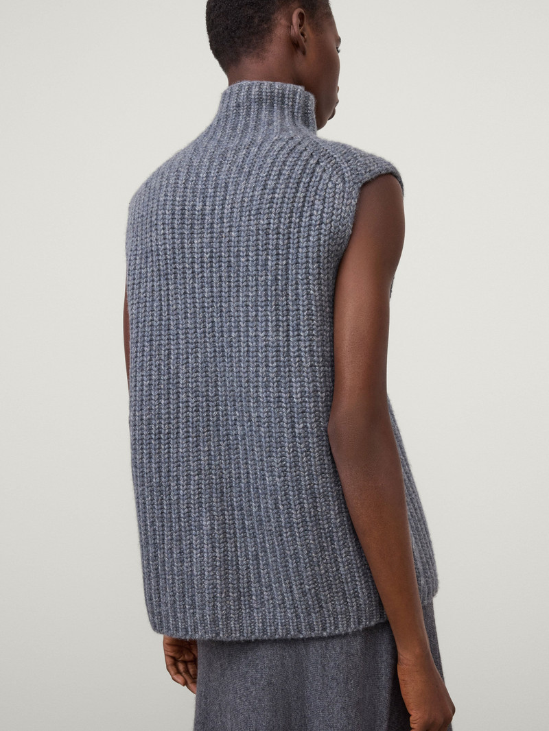 The Joceylne Vest 5