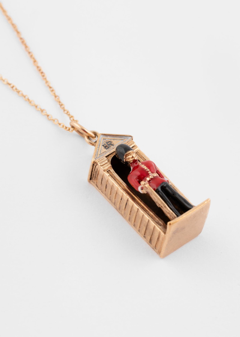 Gold Vintage 'London Guardsman' Necklace 3