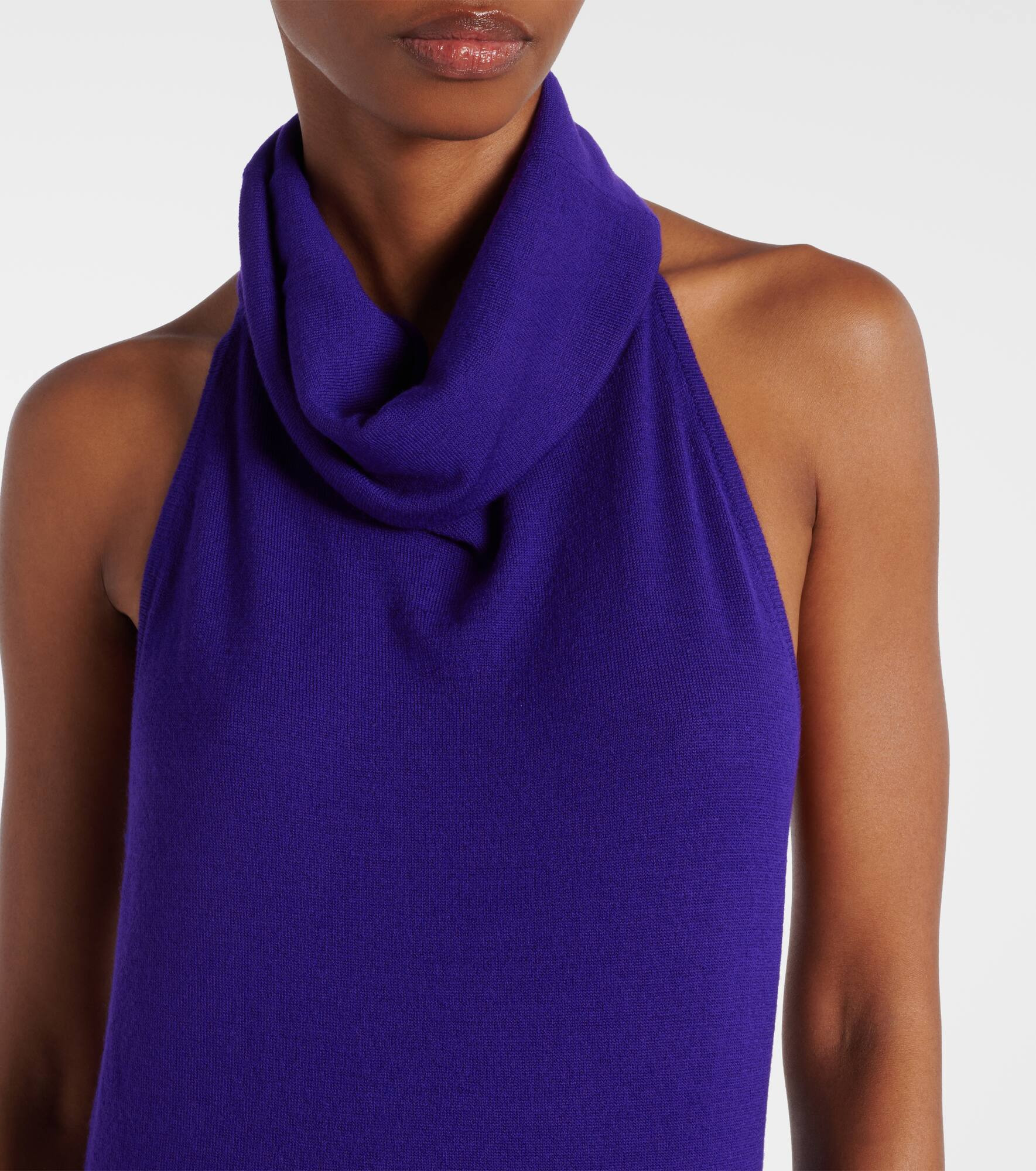 Halterneck cashmere-blend gown - 4