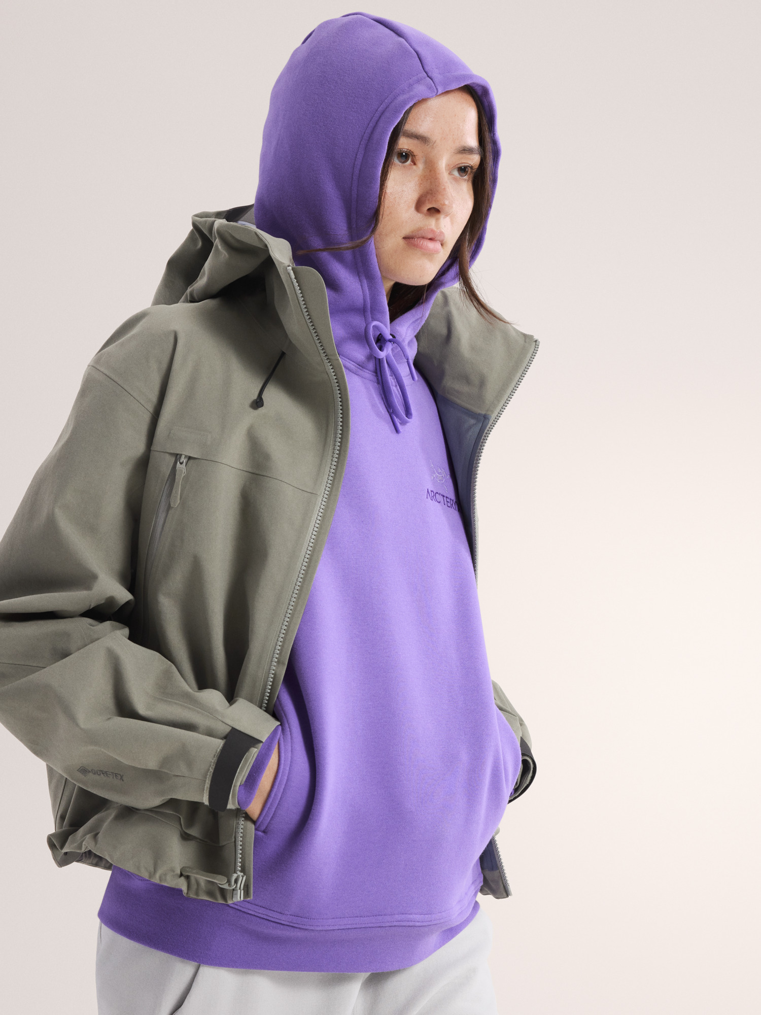 Emblem Fleece Hoody - 3