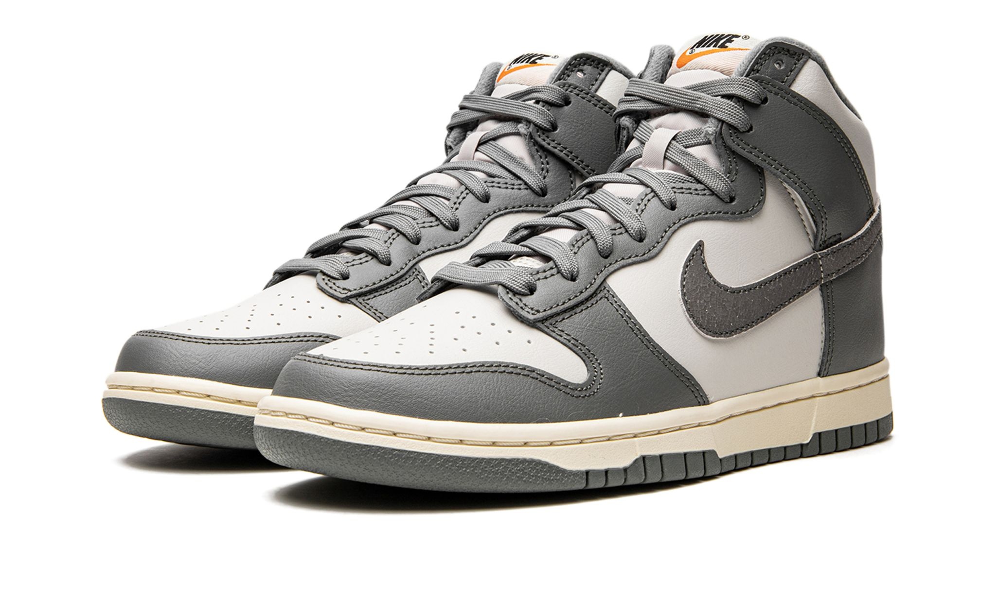 Dunk High "Light Bone / Tumbled Grey" - 2