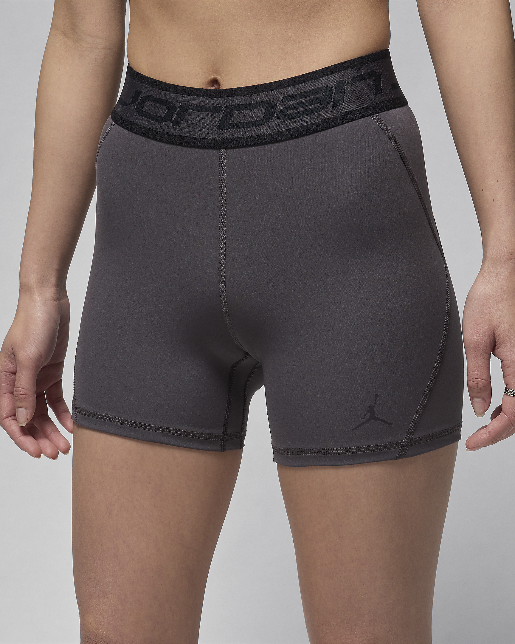 Jordan Sport Women's 5" Shorts - 2