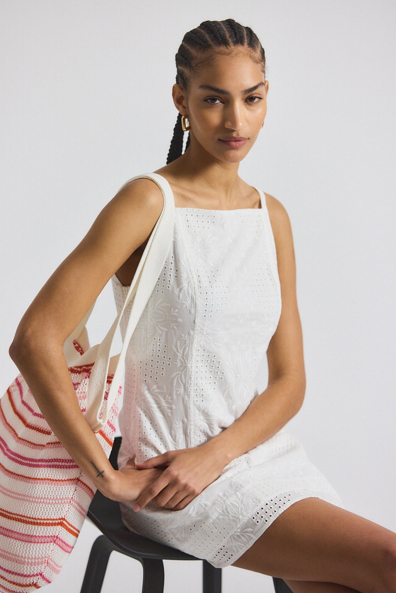 SAIGE GARDEN TILE EYELET MINI DRESS - 3