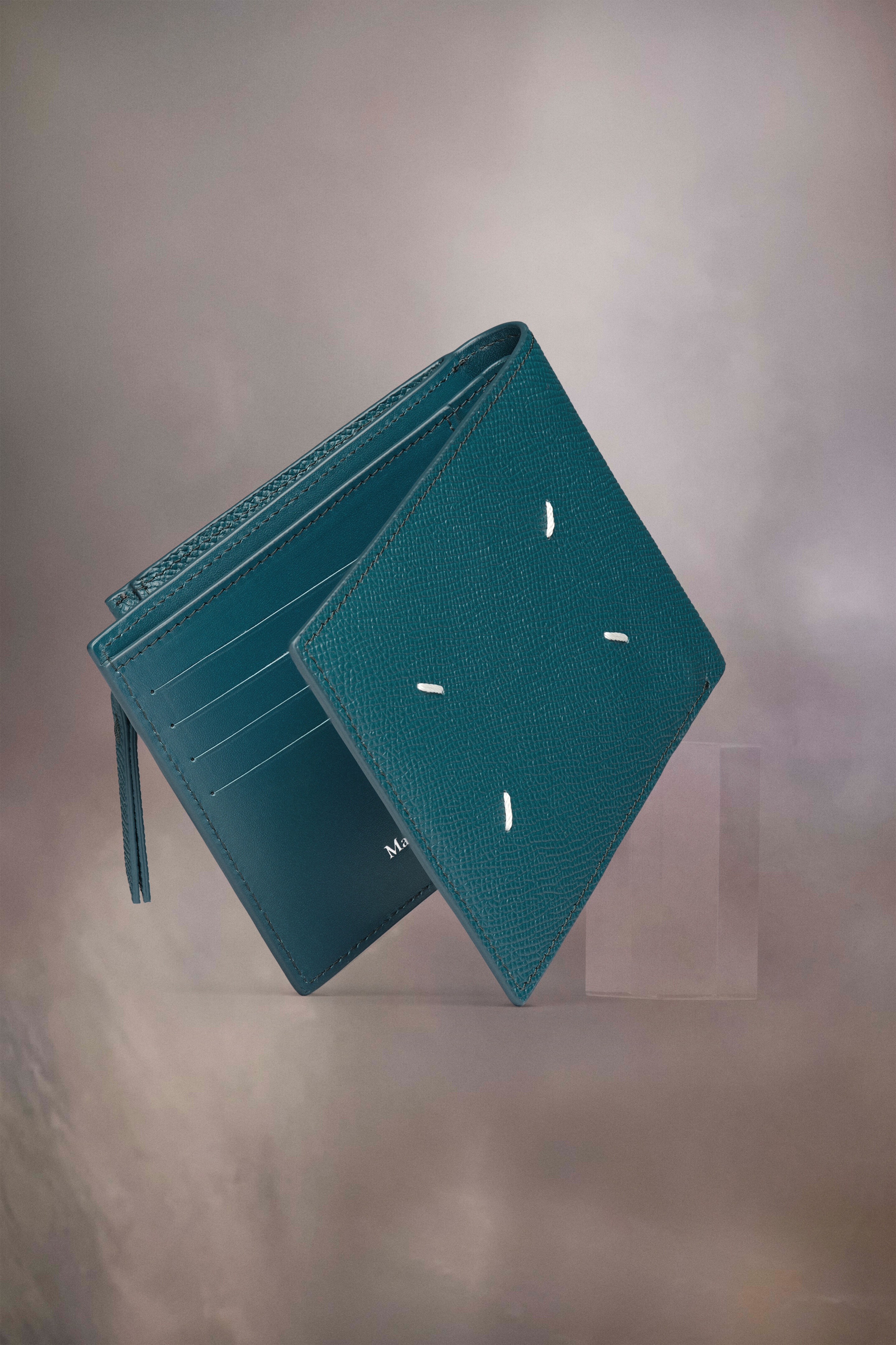 Four stitches wallet - 4