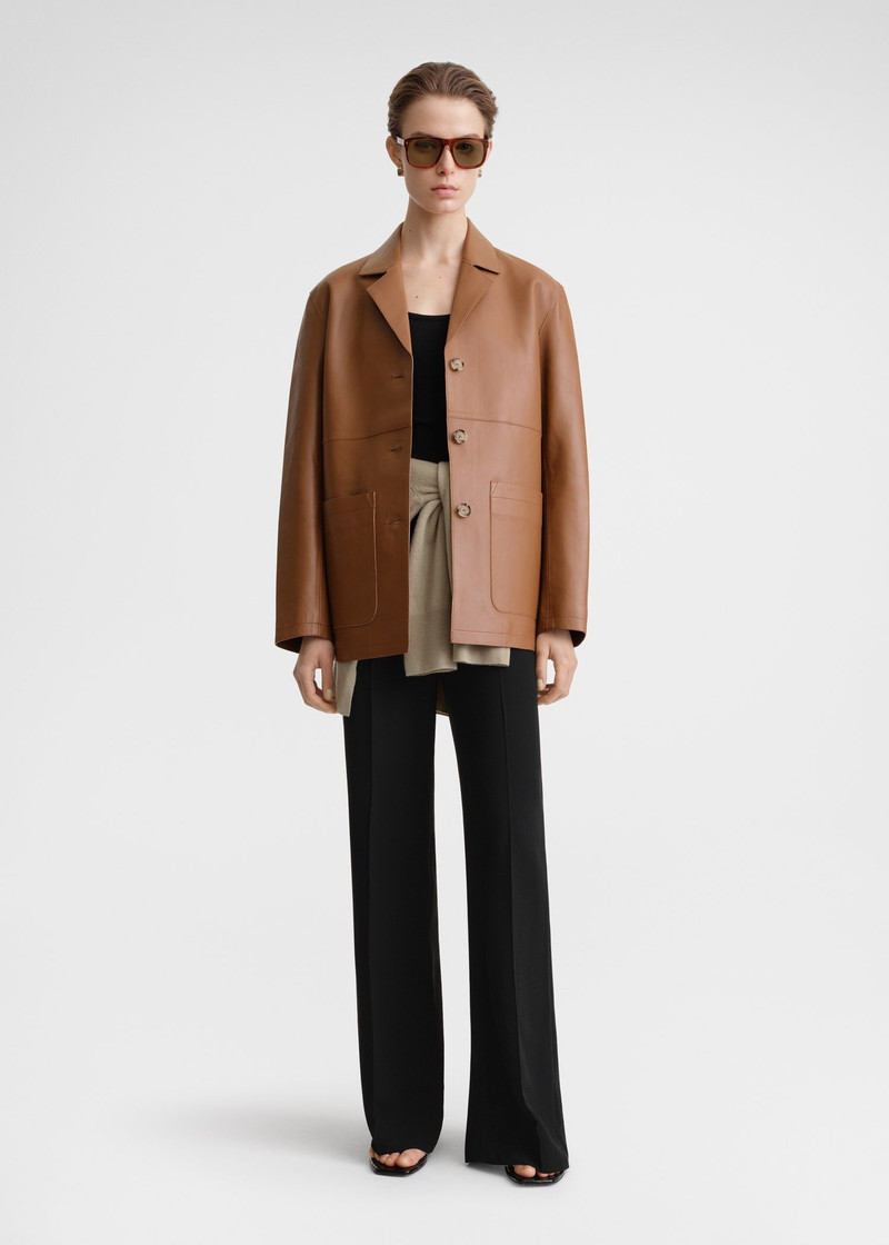 Totême Clean leather jacket tan outlook