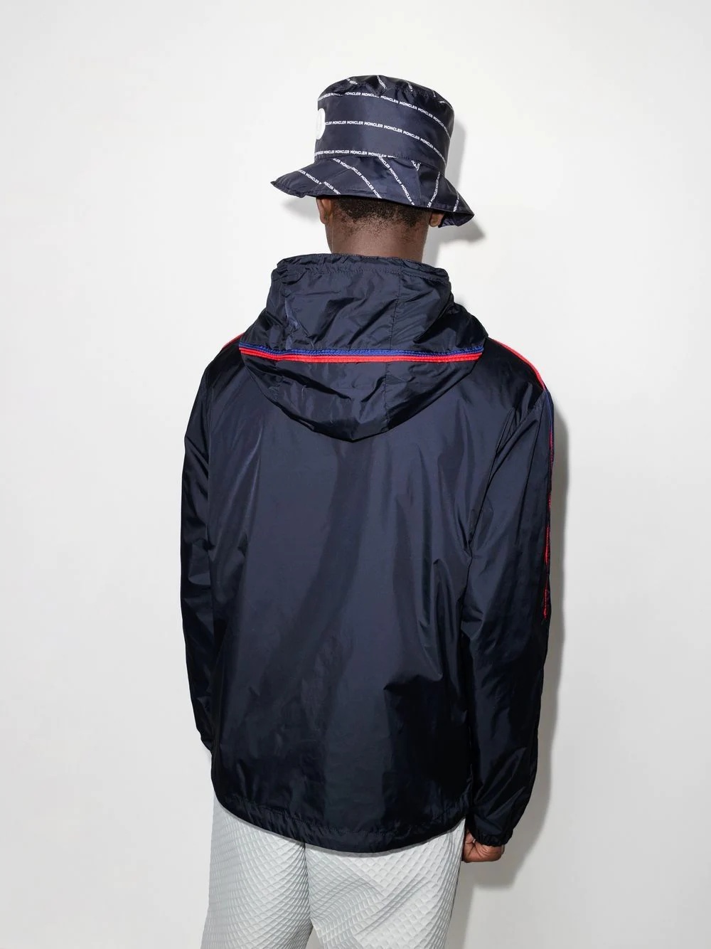 Hattab logo-patch hooded rain jacket - 3