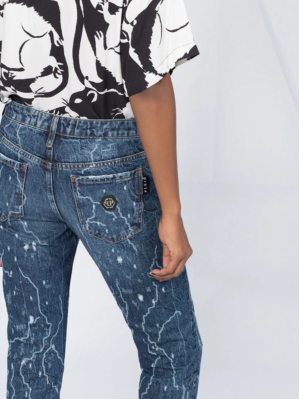 washed effect boyfriend jeans - 5