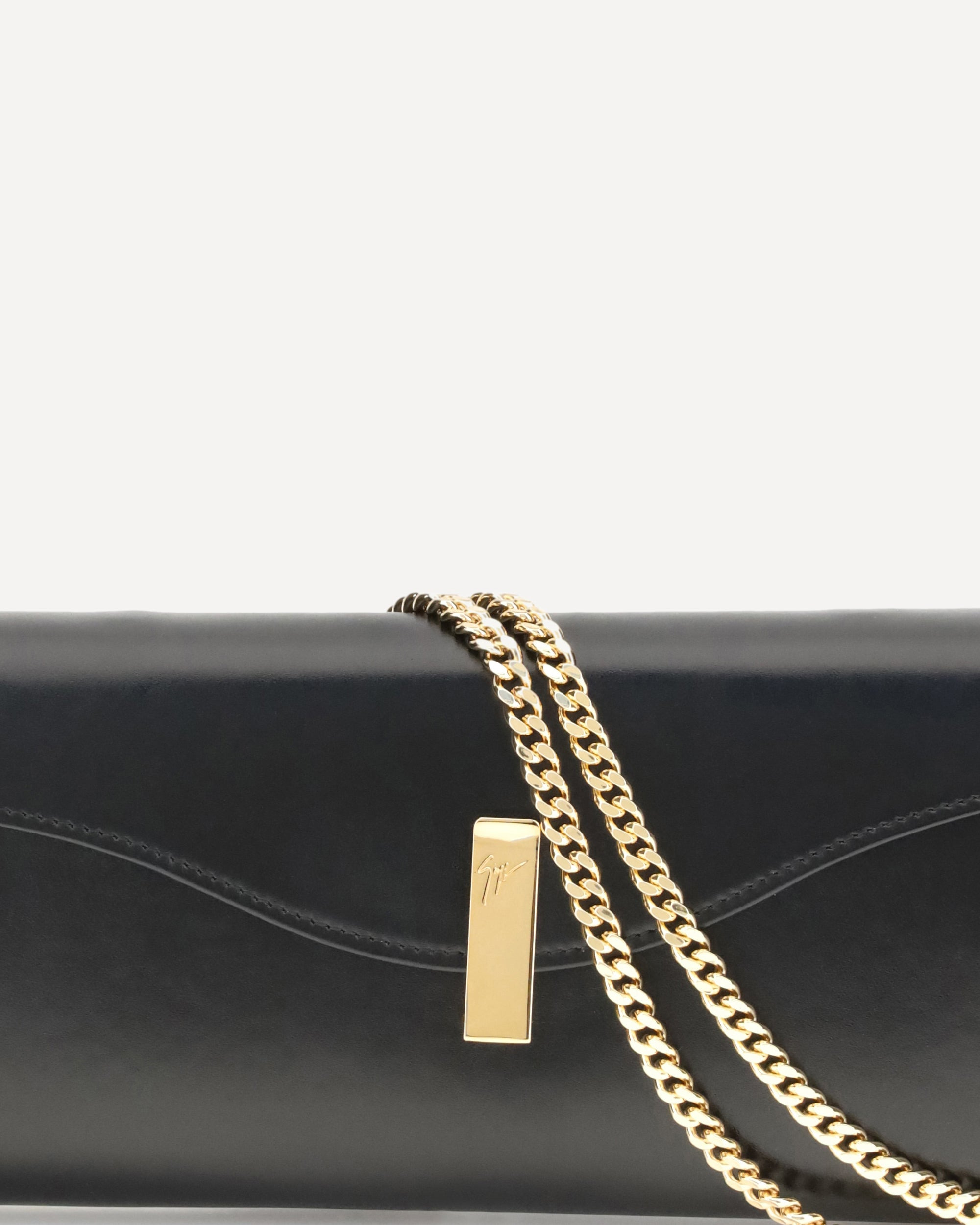 Flutie Clutch Bag - 4