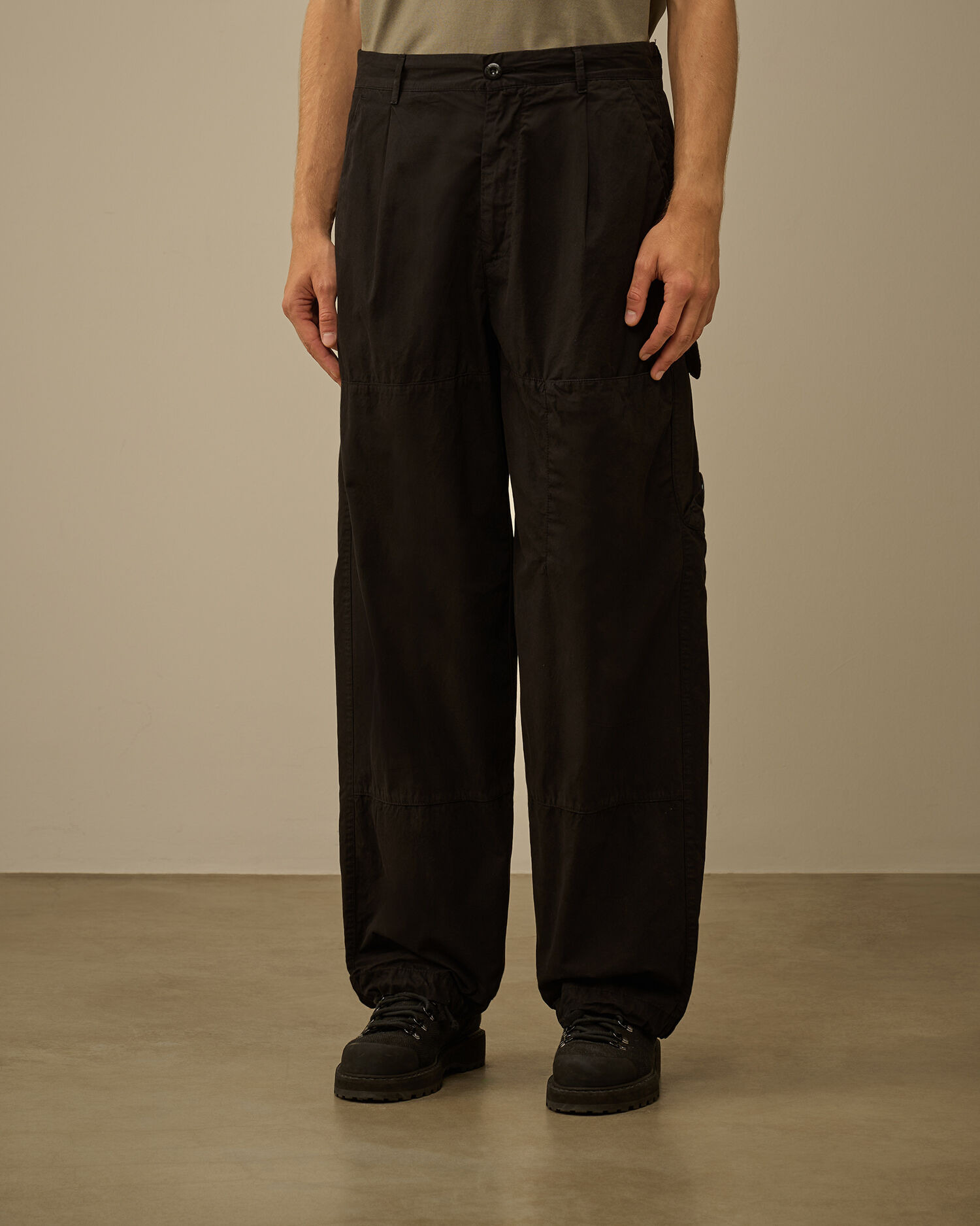 Microreps Boxy Cargo Pants - 3