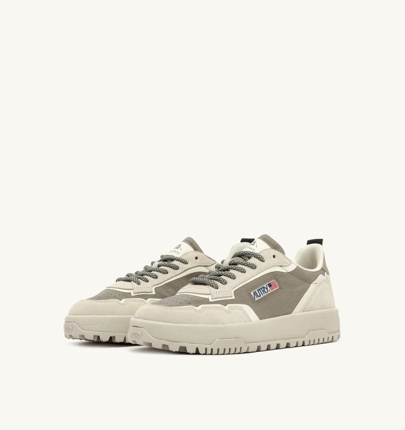 WILDPACE LOW SNEAKERS IN ELMOND AND WHITE CORDURA AND SUEDE - 2