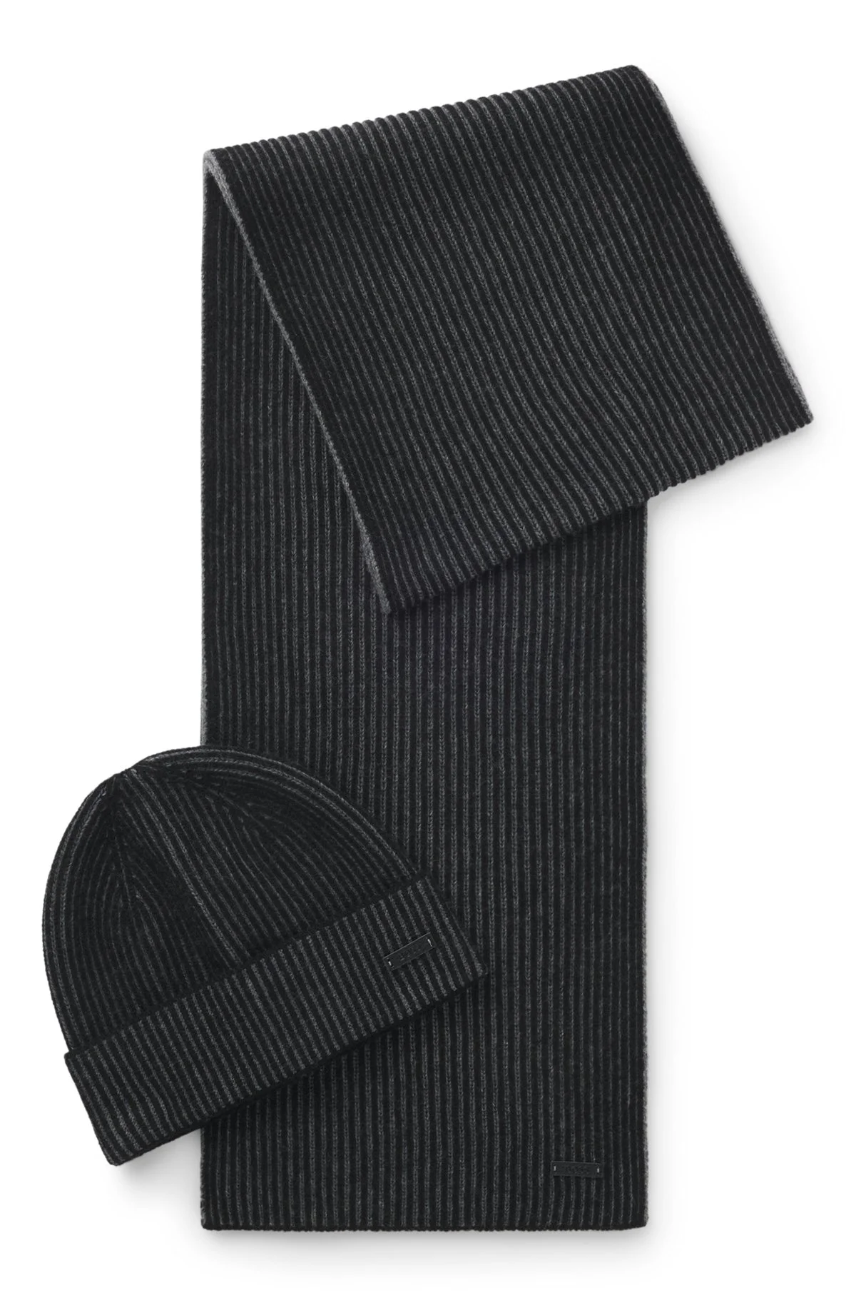 HAT AND SCARF SET WITH LOGO LABELS - 1