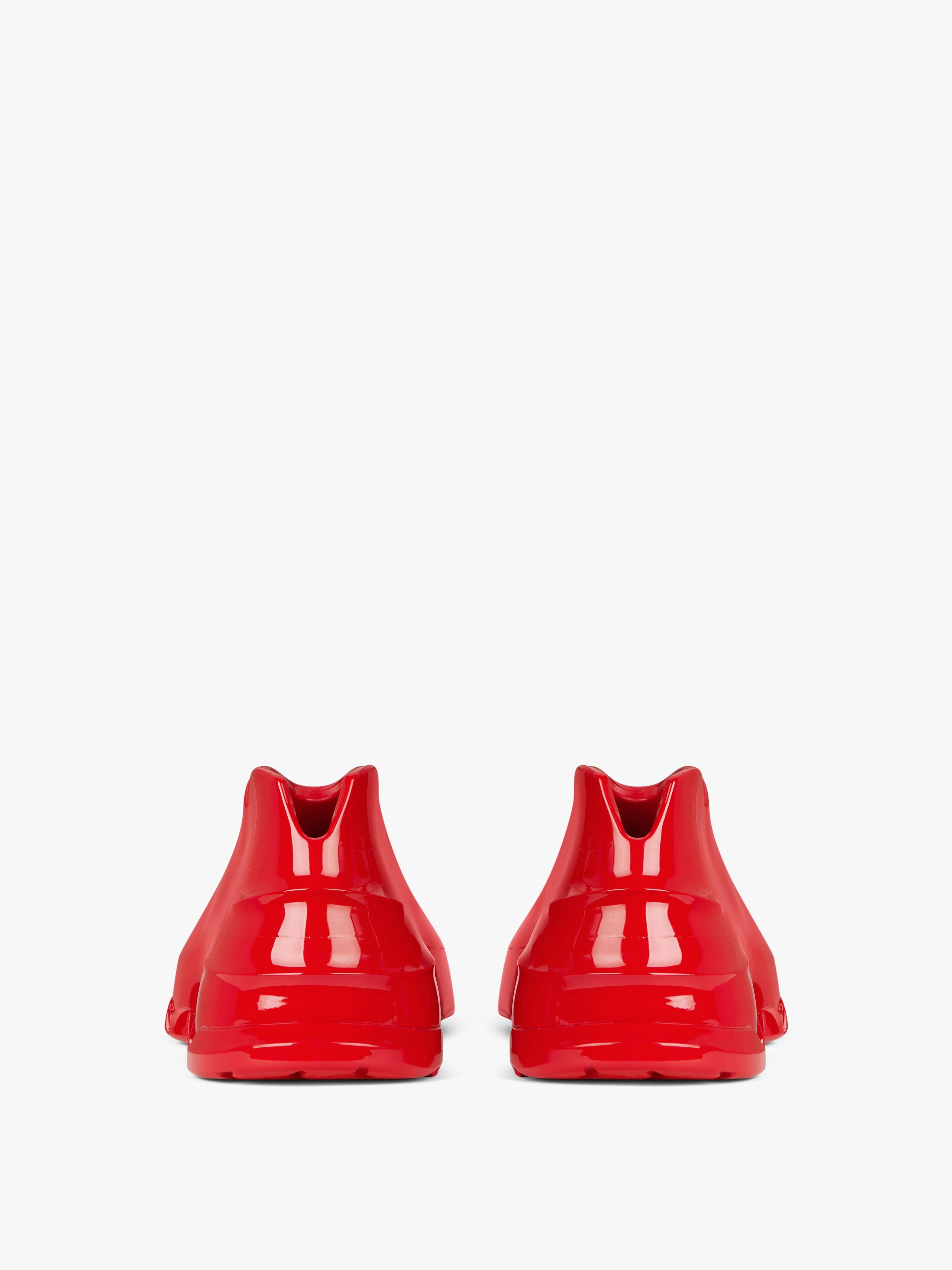 MONUMENTAL MALLOW LOW SHOES IN SHINY RUBBER - 7