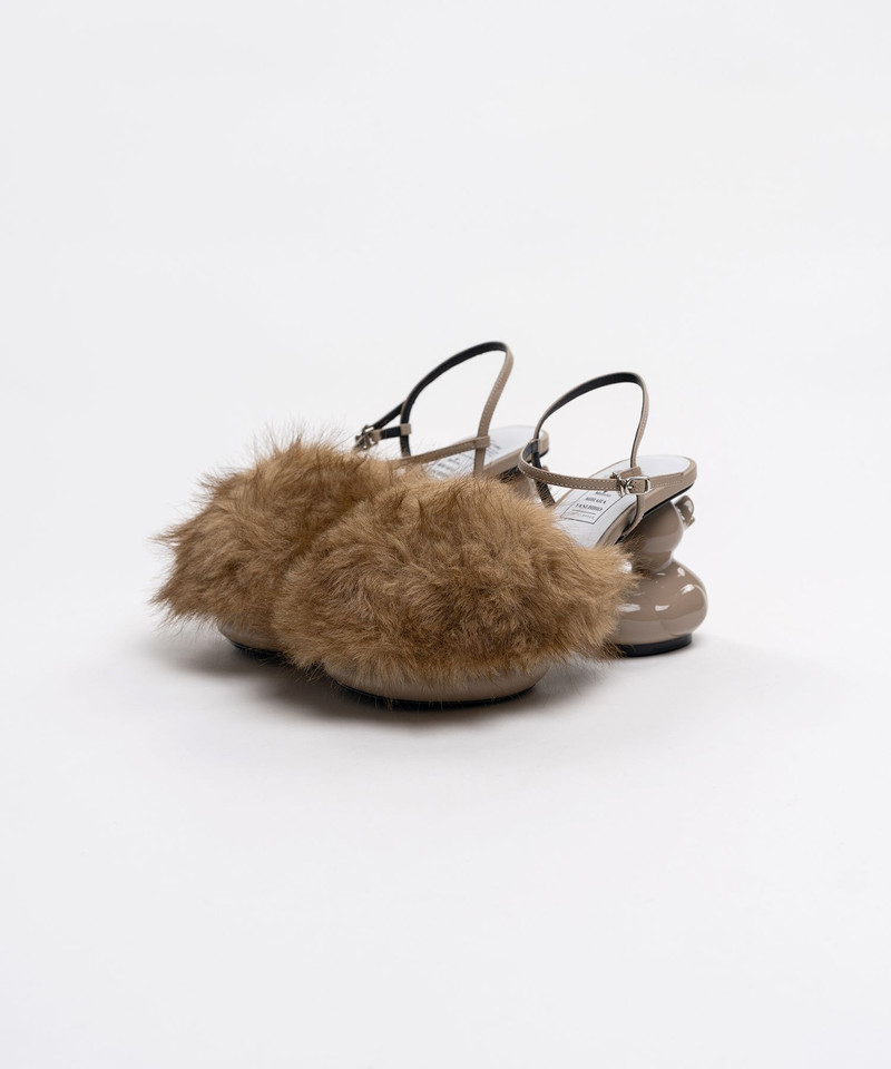 Duck Heel Fur Sandals 16