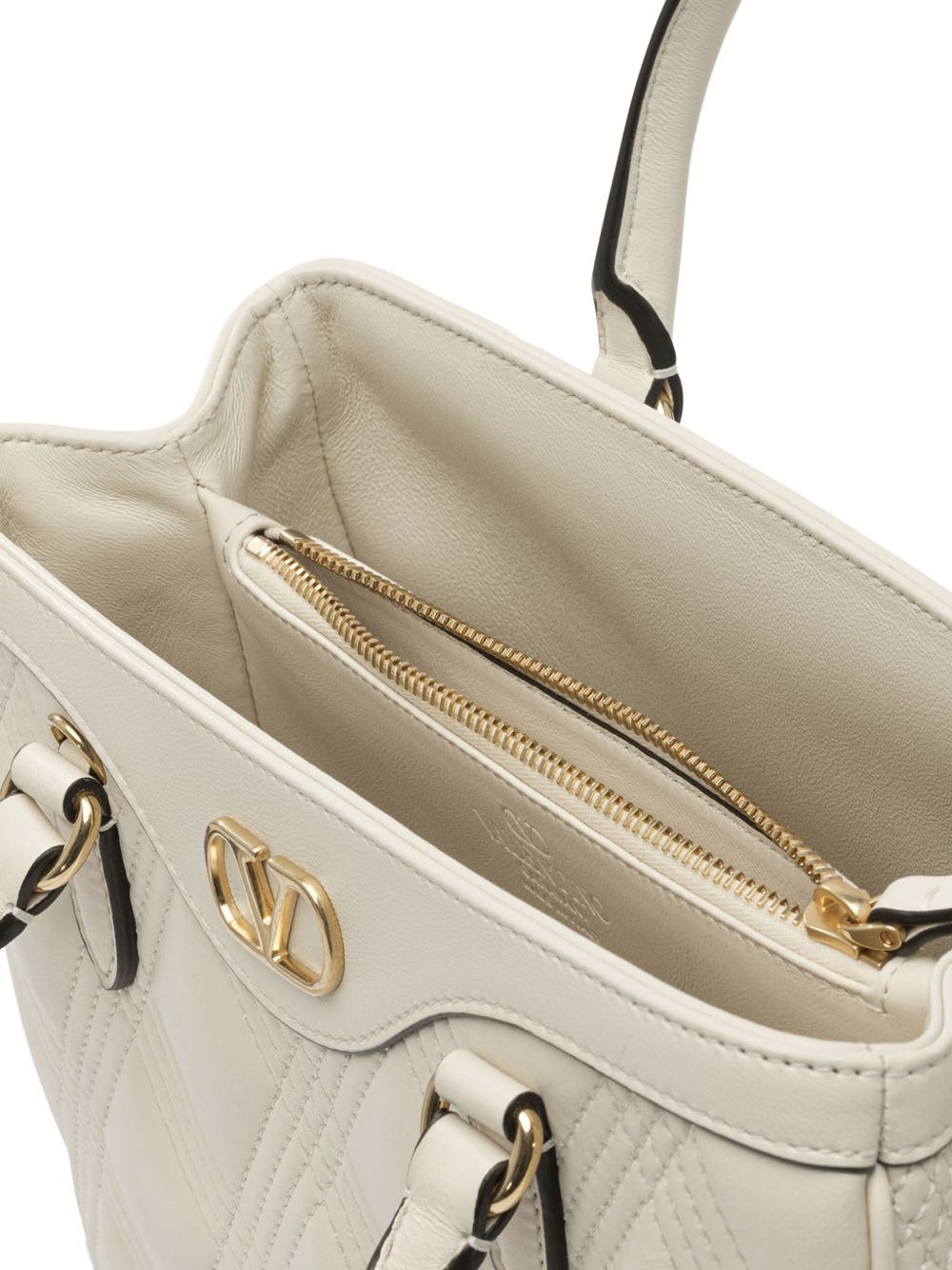 v-logo quilted shoulder bag - 4