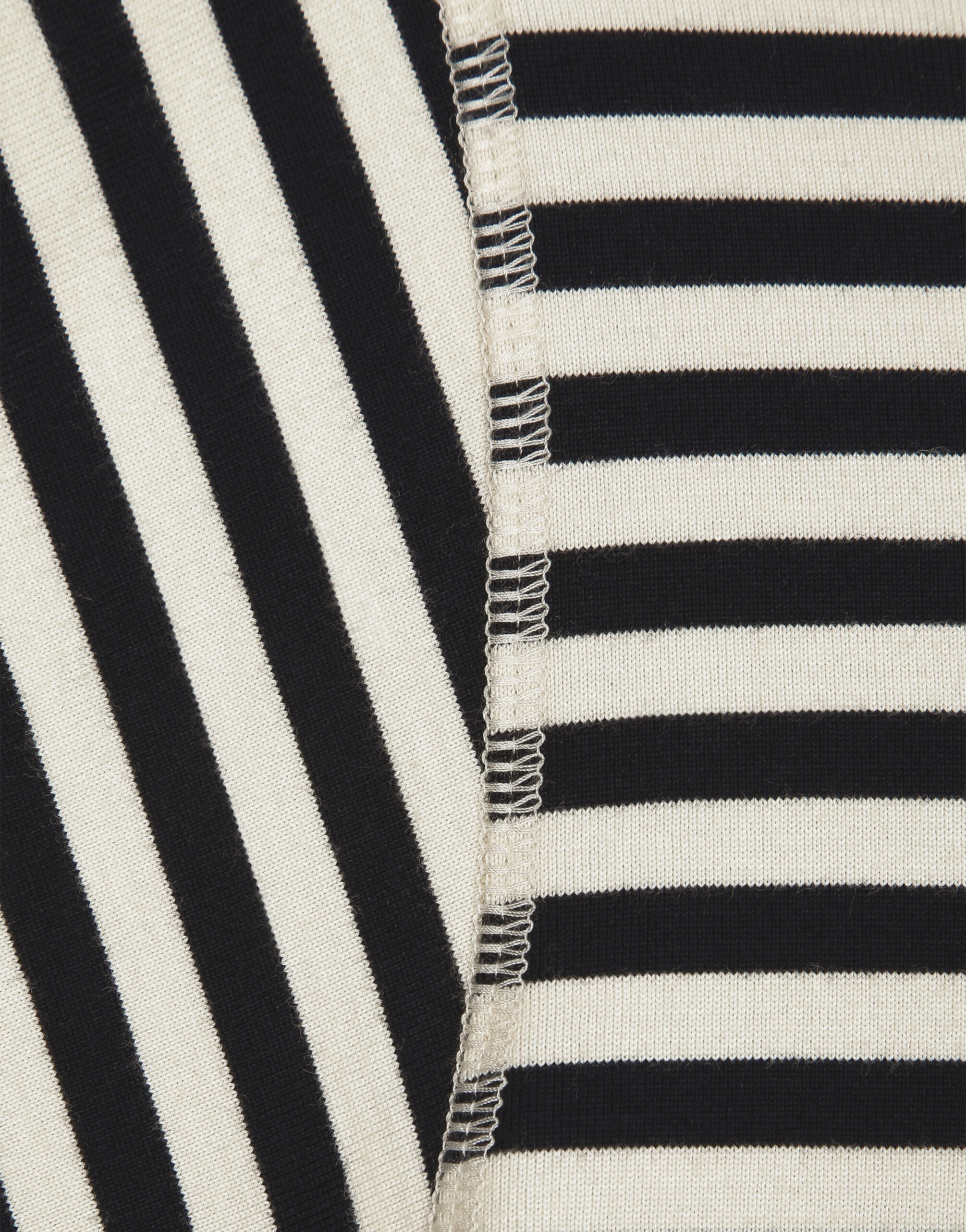 Striped short-sleeved T-shirt with logo - 3