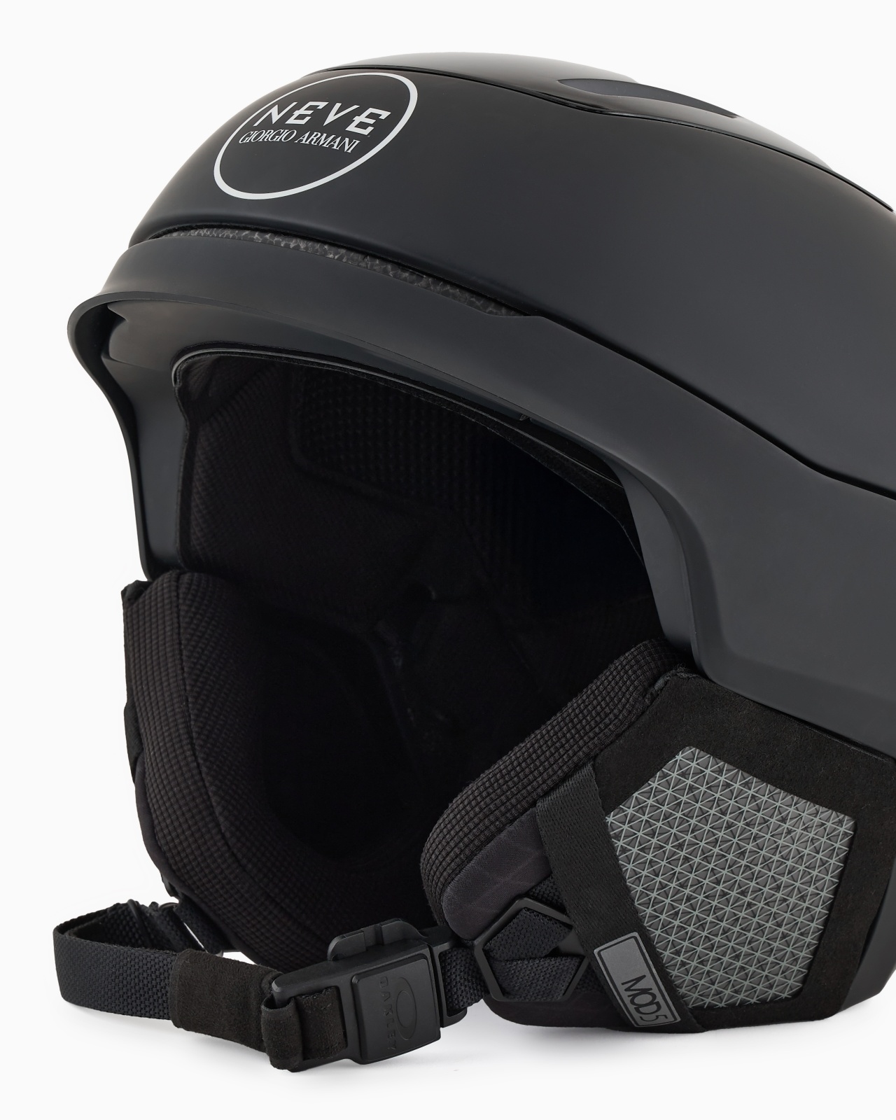 SPORTS ACCESSORIES - 2
