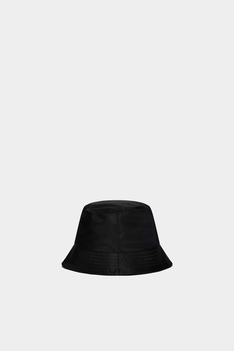 DSQUARED2 D2 LETTERING BUCKET outlook