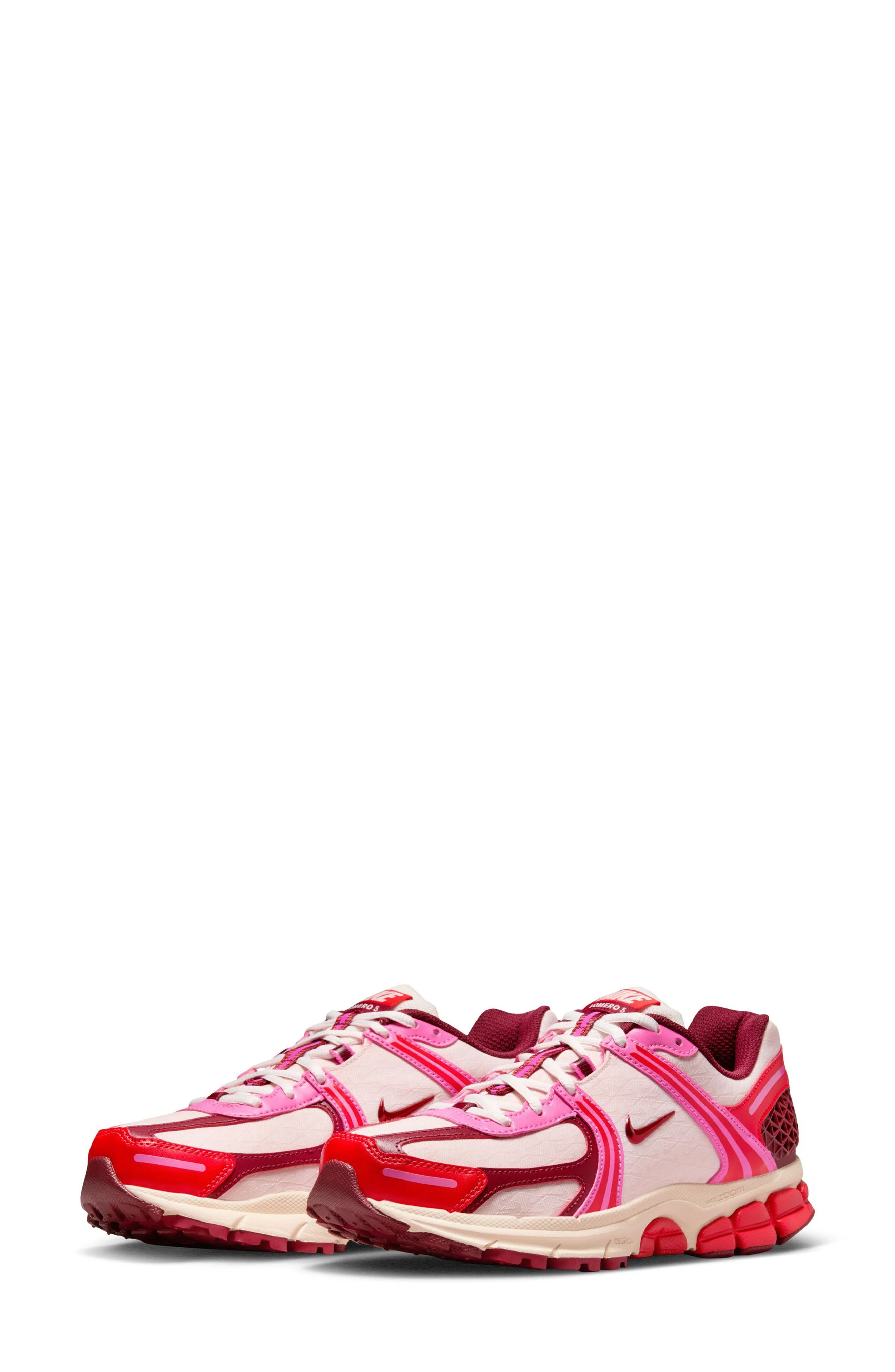 Nike Zoom Vomero 5 Sneaker in Light Soft Pink/Light Crimson at Nordstrom - 1