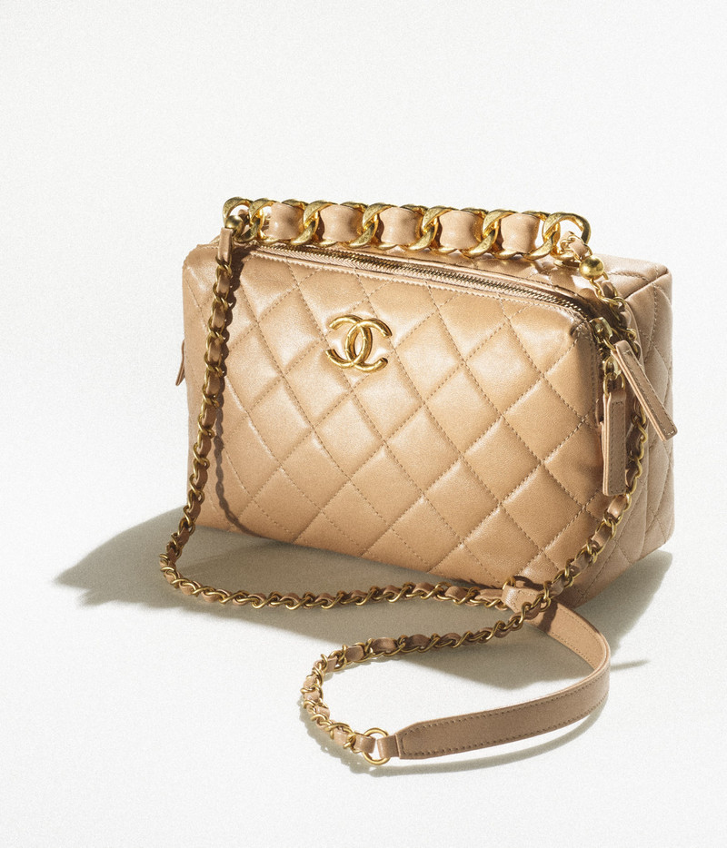 CHANEL Small Bowling Bag outlook