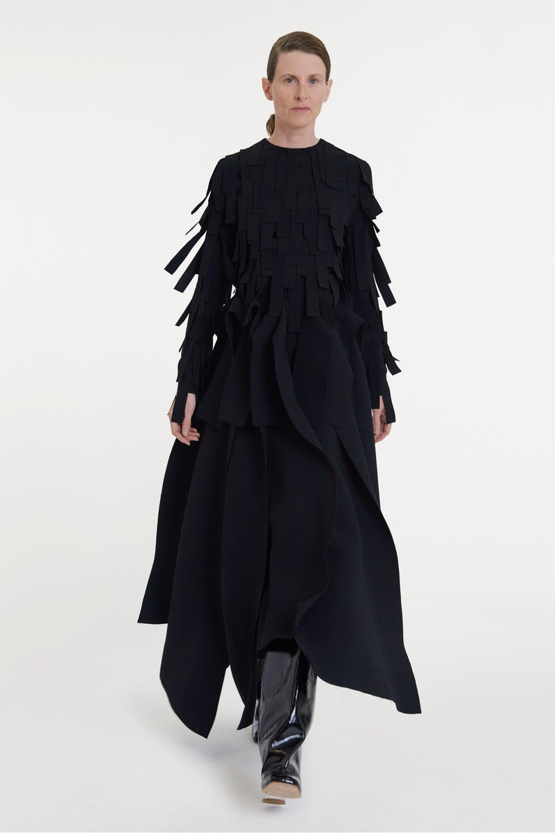 MULTIPLE ASYMMETRIC PANELS SKIRT BLACK 5