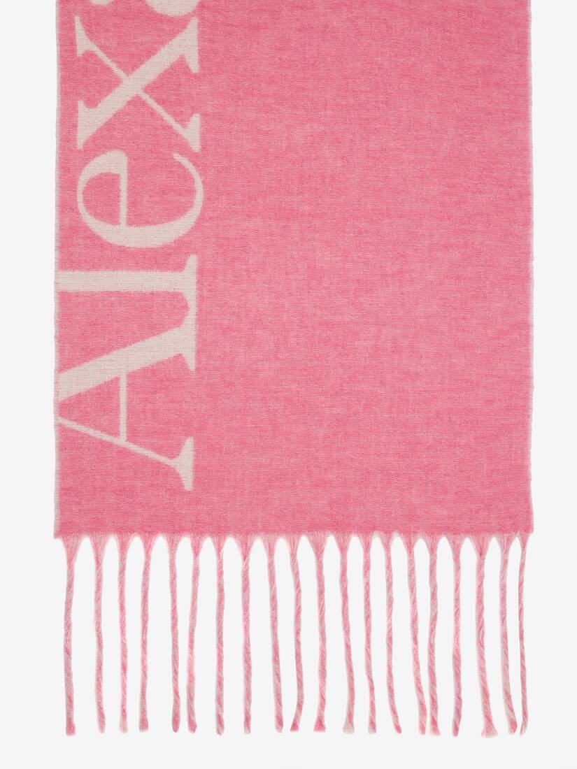 Cosy Giant Alexander Mcqueen Scarf in Fuxia/ivory - 3