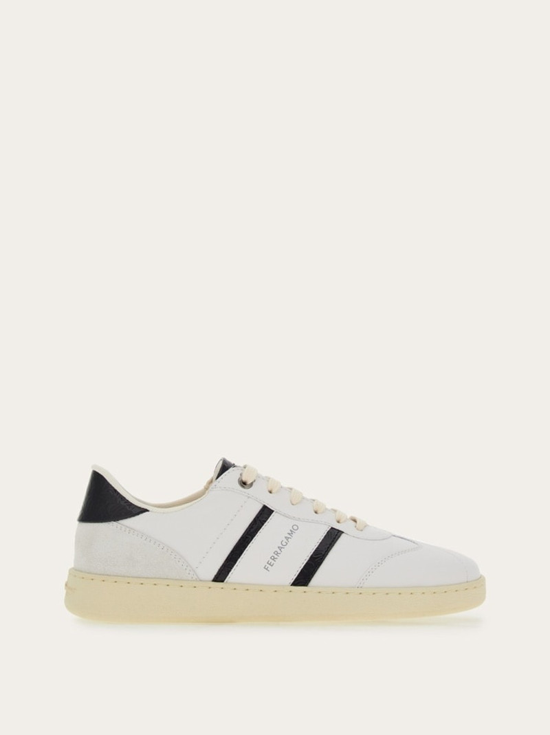 LOW-TOP SNEAKER WITH LOGO 1