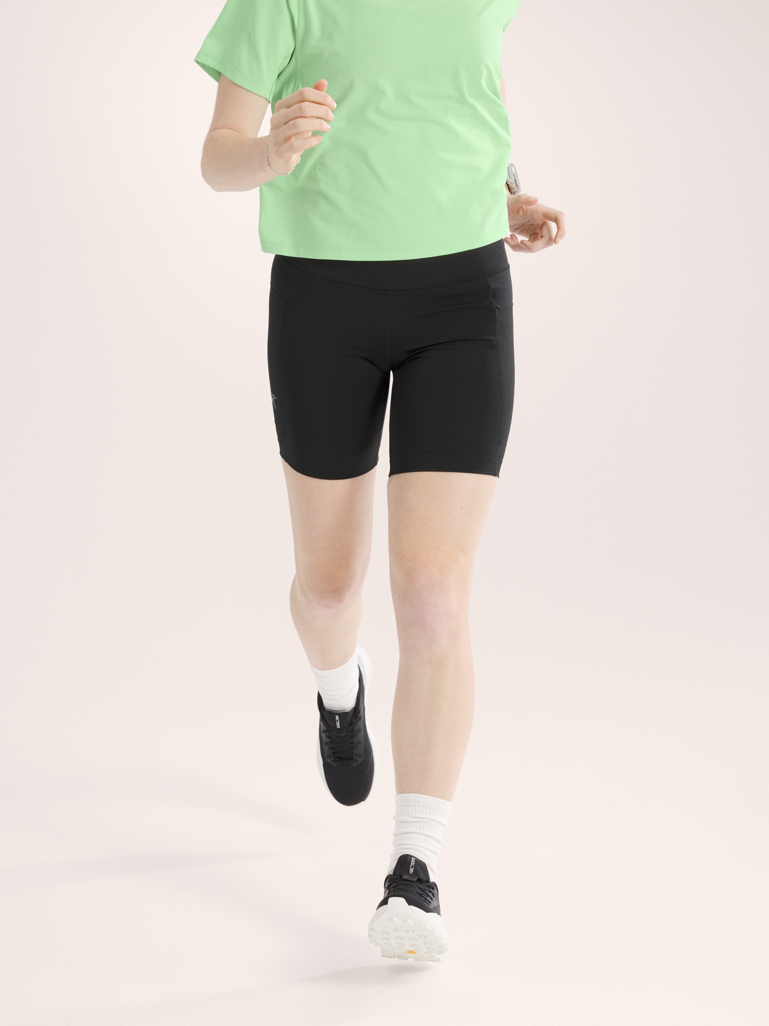 Essent High-Rise Utility Short 8" - 2