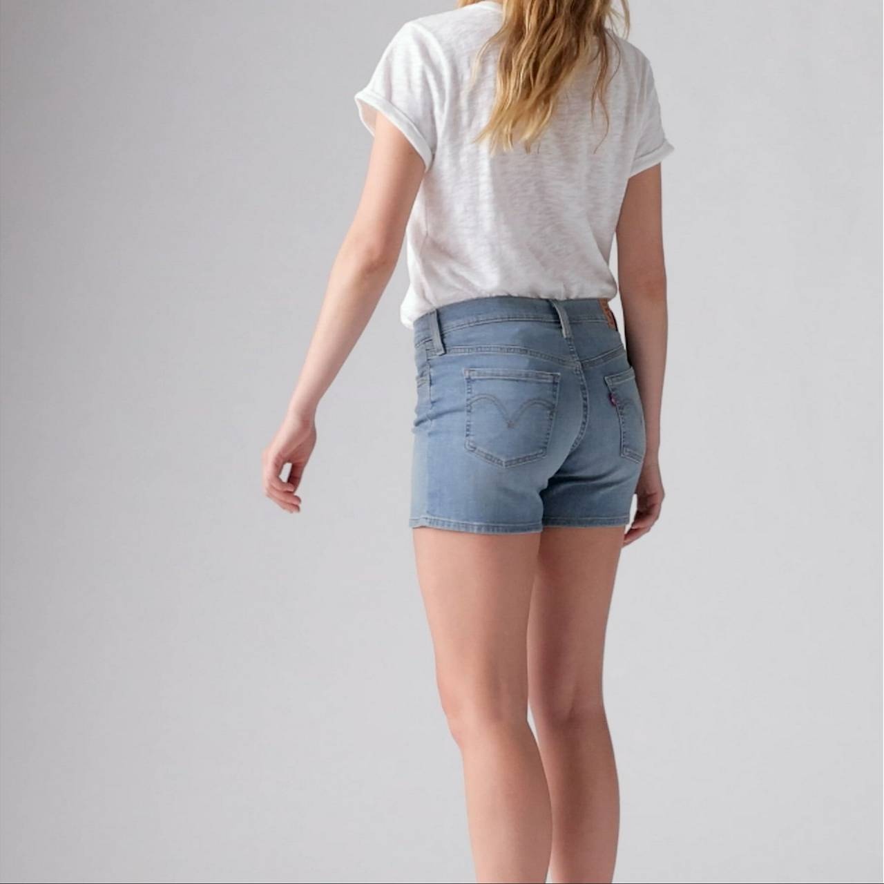 MID LENGTH WOMEN'S SHORTS - 8