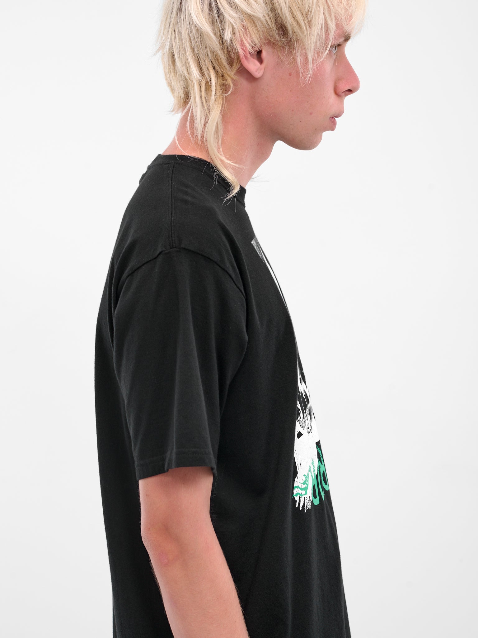 Black Horror Graphic Print Tee - 4