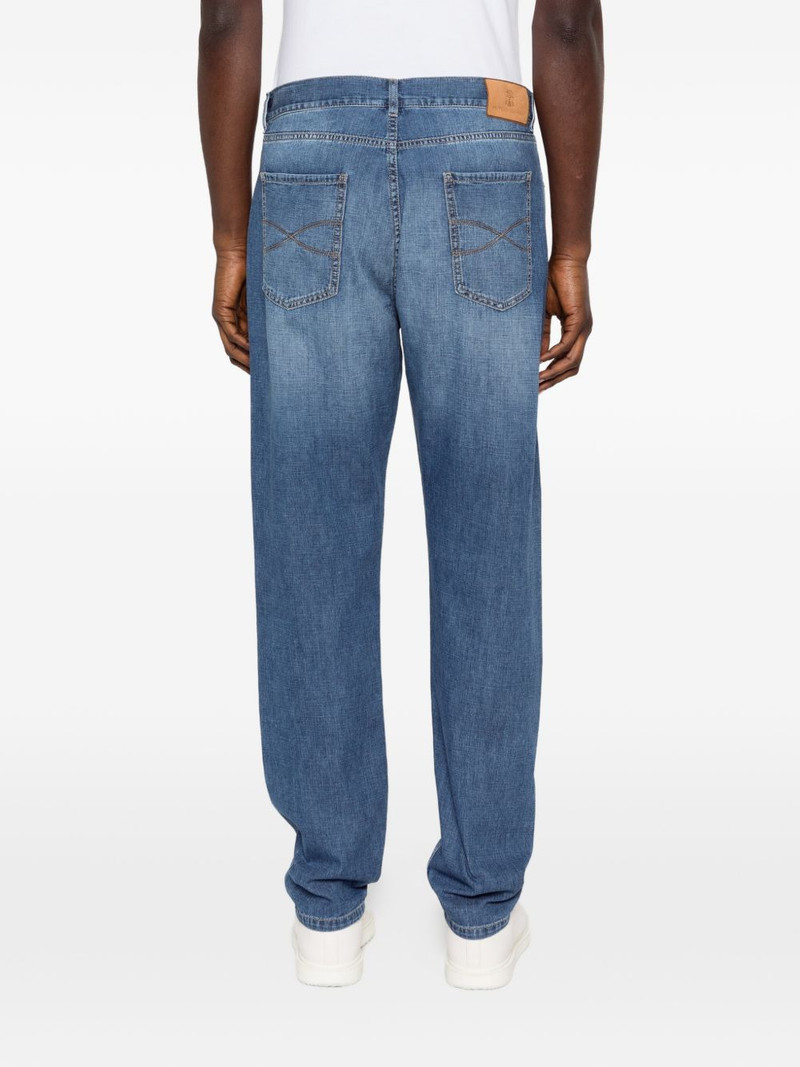 straight-leg jeans 4