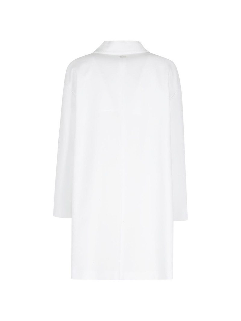 Herno button-fastening coat outlook