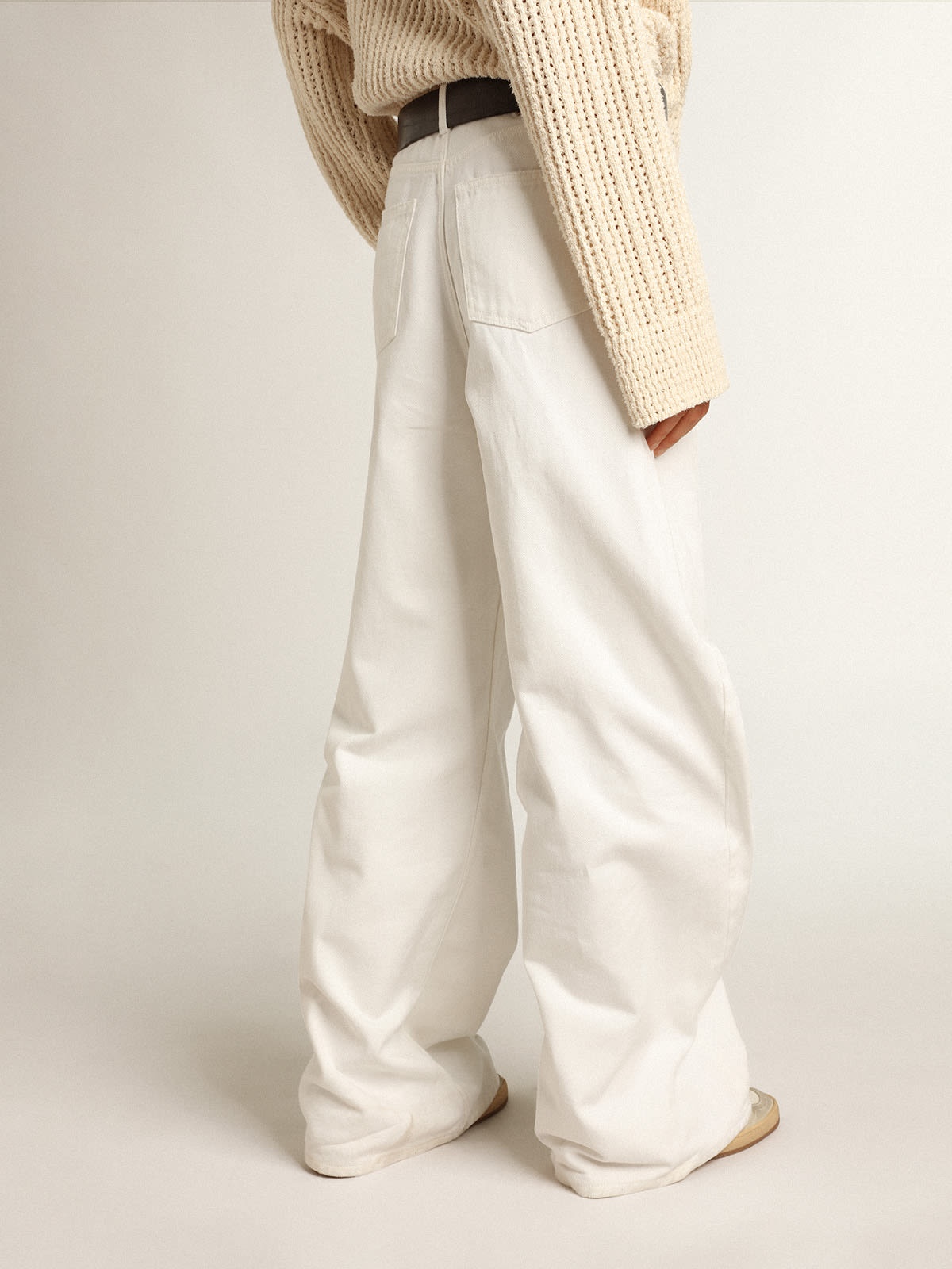 Wide-leg jeans in white bull denim - 4