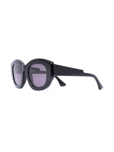 Kuboraum B2 oversized-frame sunglasses outlook