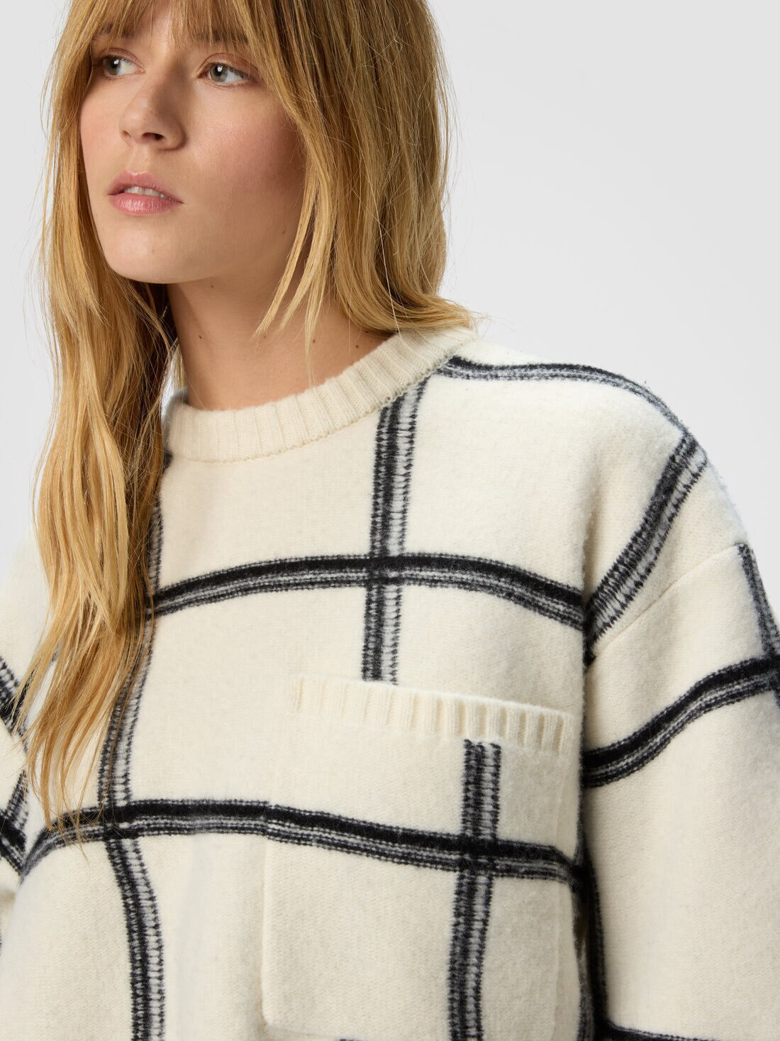 Oversized wool check crew neck sweater - 5