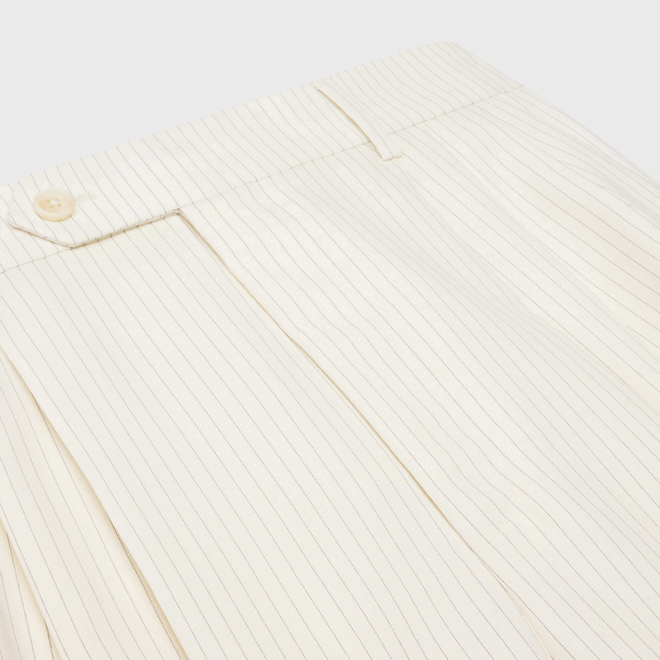 triple-pleated men’s shorts in striped wool - 3
