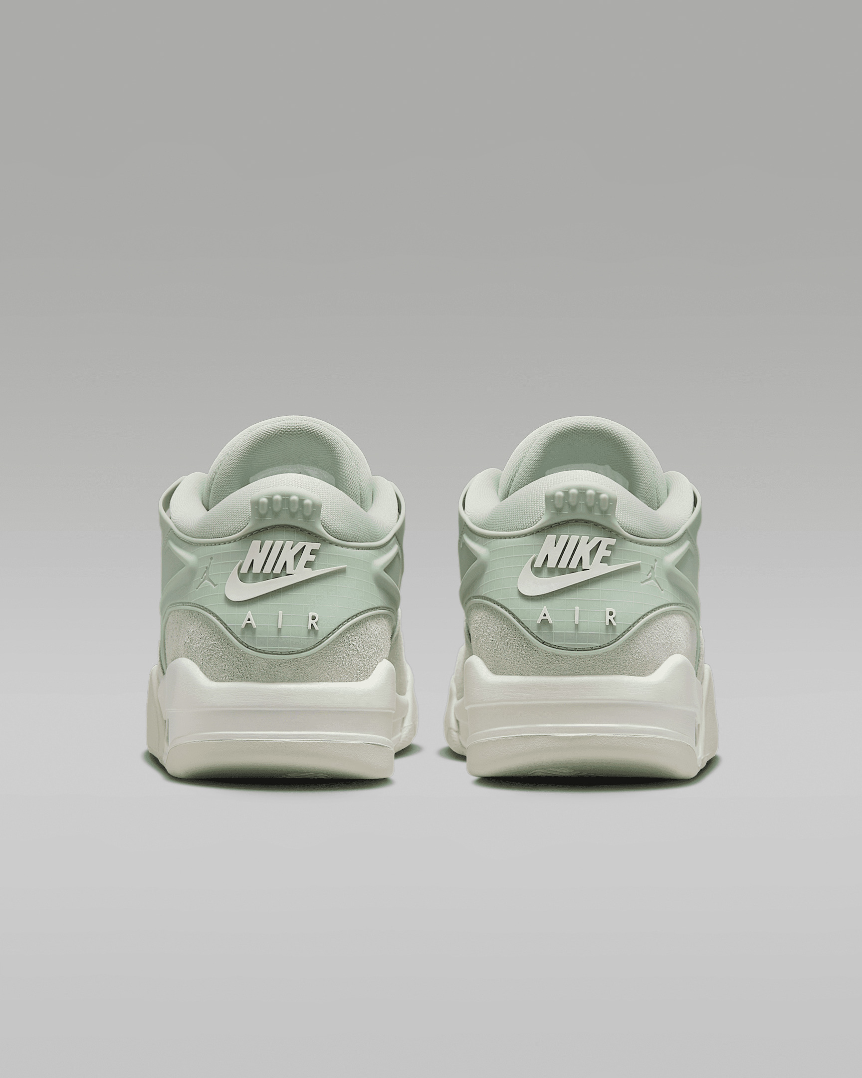 Air Jordan 4 RM Women's Shoes - 6