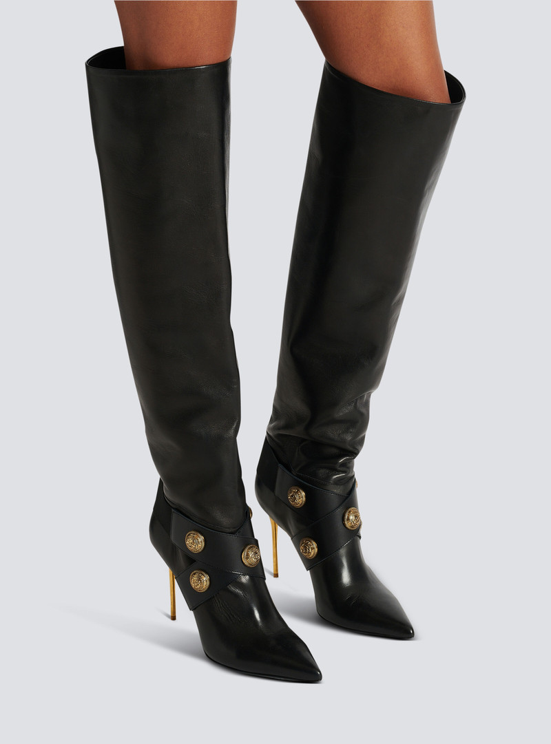 Balmain Alma leather boots outlook
