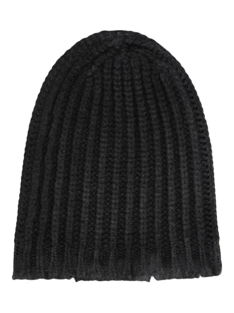 distressed knitted beanie 1