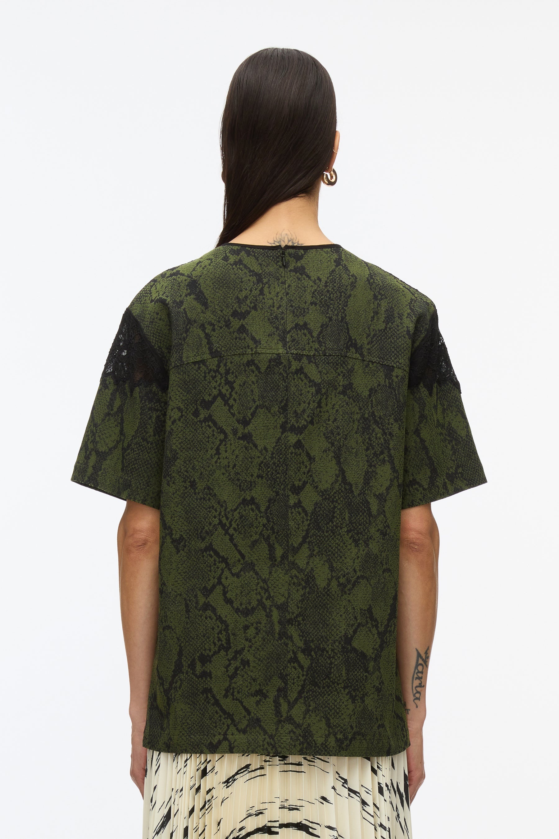 Snake Tee With Lace Inlay - 4