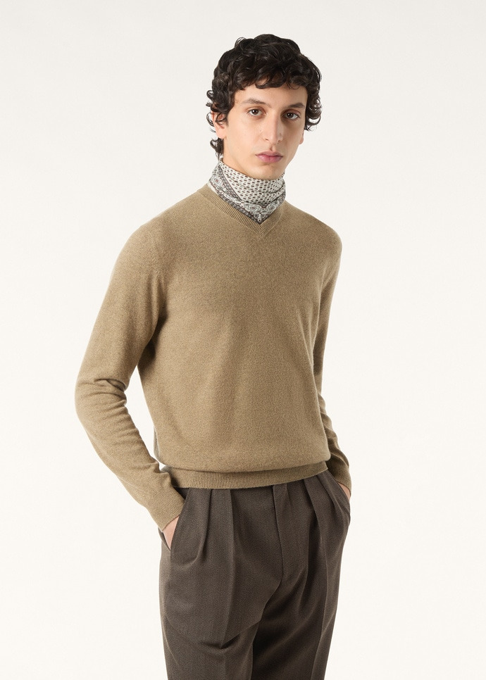 Classic Sweater - 4