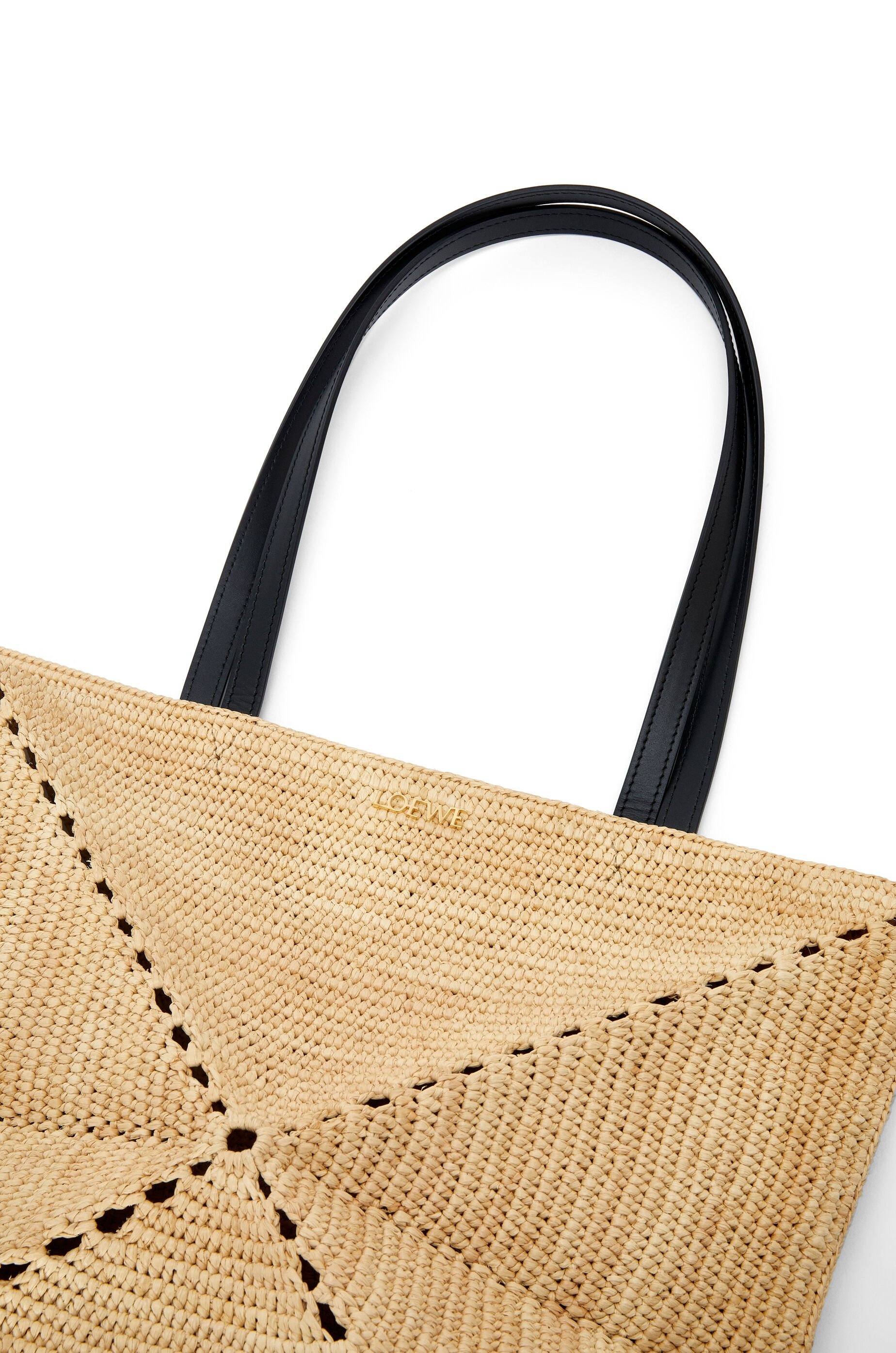 Puzzle Fold Tote in raffia - 10