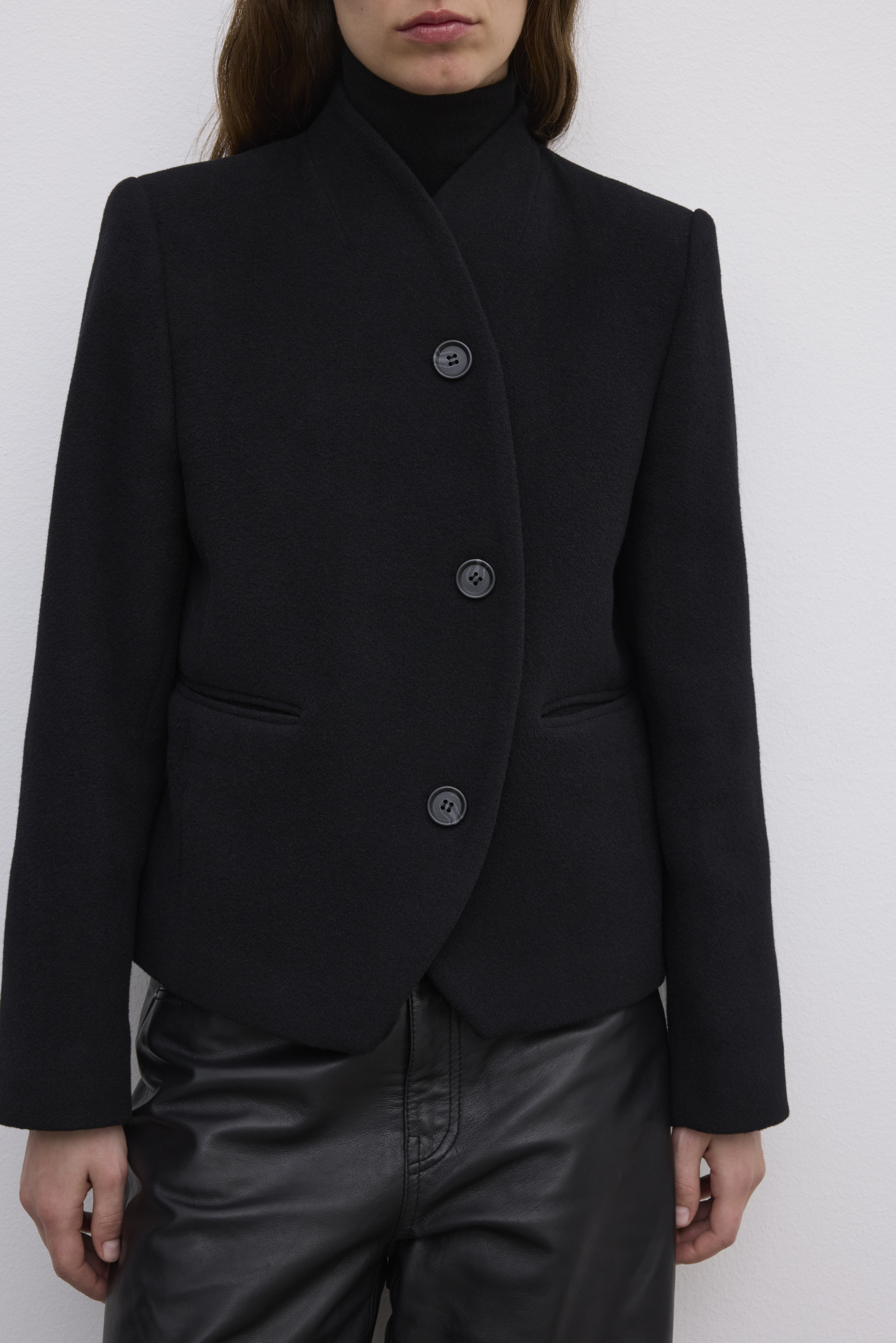 Short Curved Jacket - 2